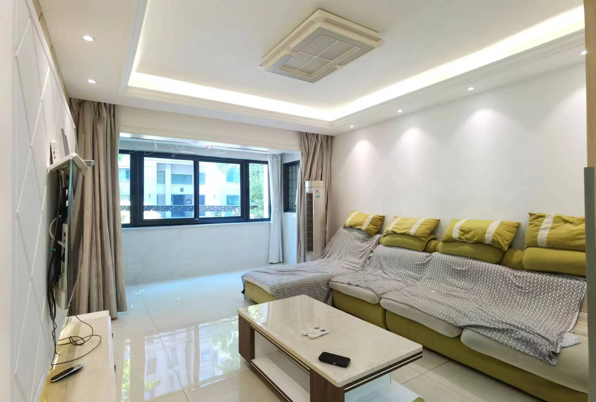 中港城世家 2室2厅1卫 98.67m&sup2;