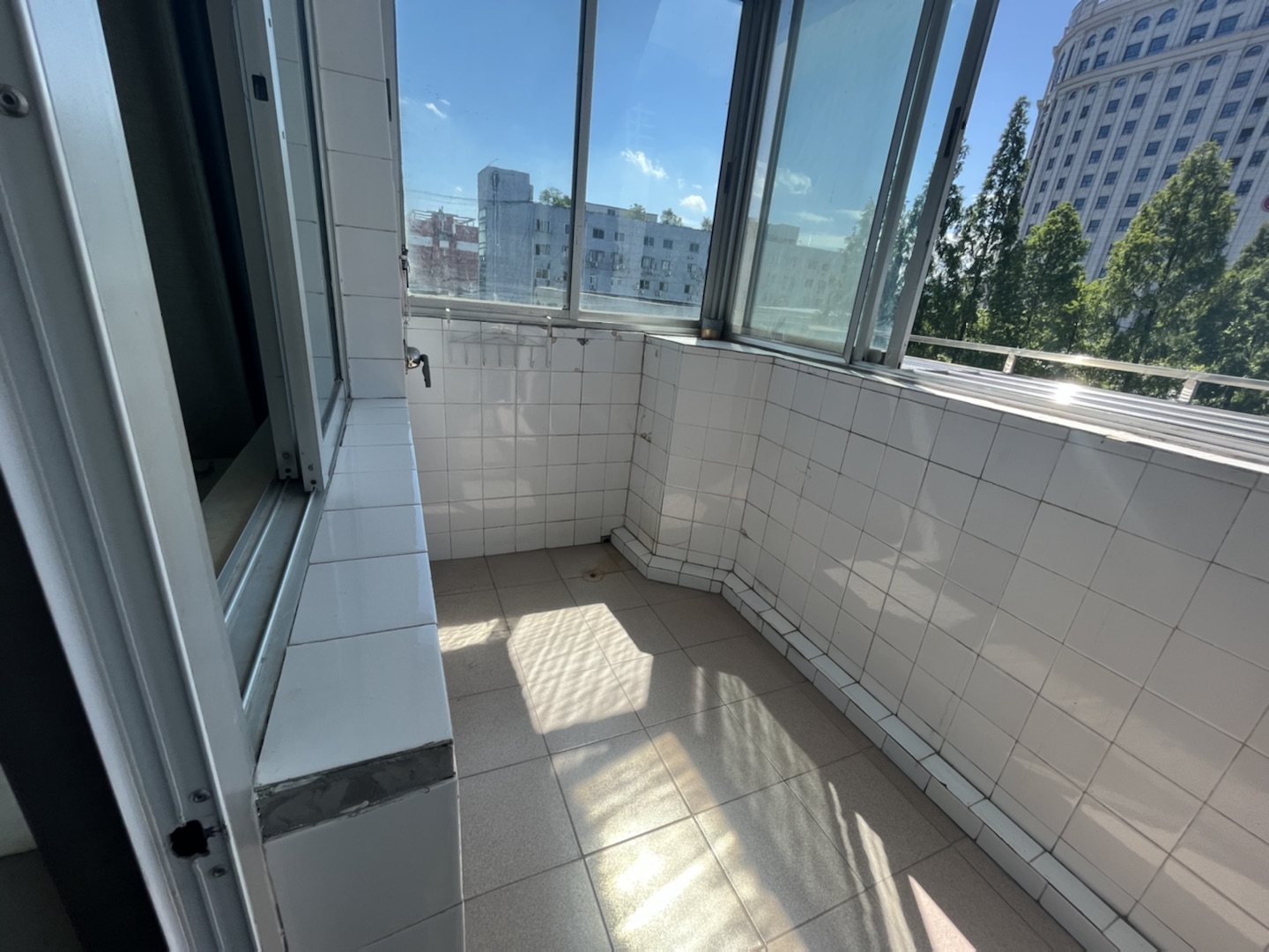 白家园 2室1厅1卫 66m&sup2;