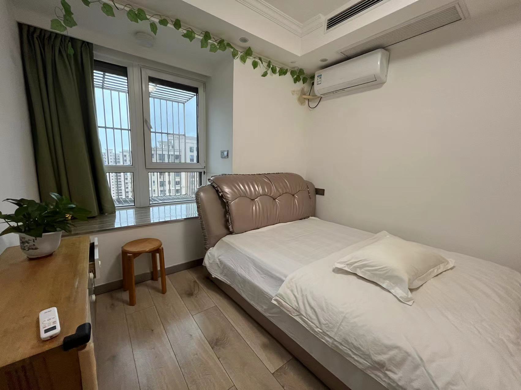 南通雅居乐花园 4室2厅2卫 135m&sup2;