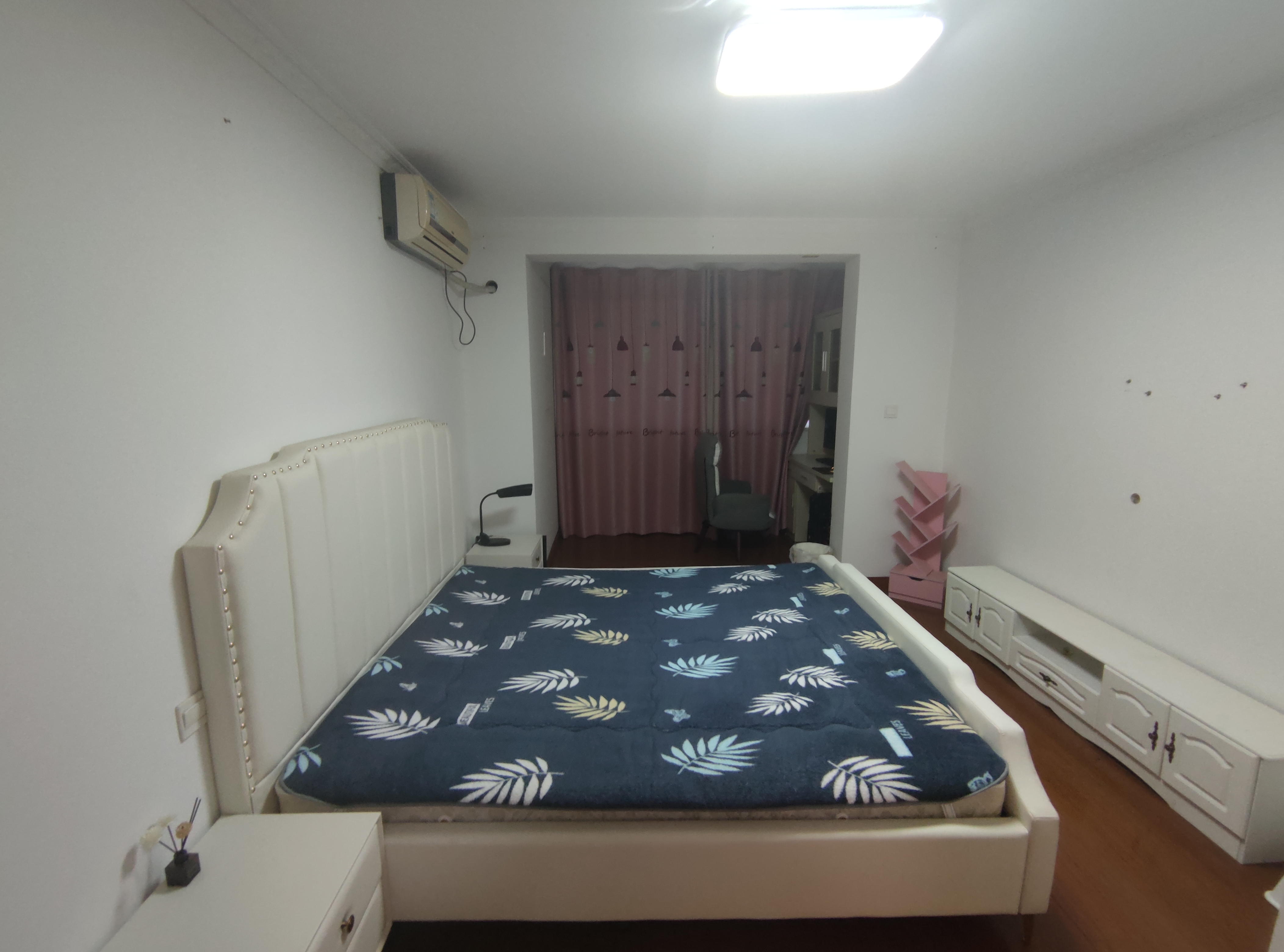 锦安花园一期 3室2厅1卫 122m&sup2;