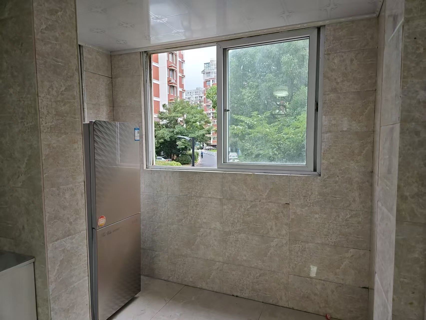 新港花苑 1室1厅1卫 60m&sup2;