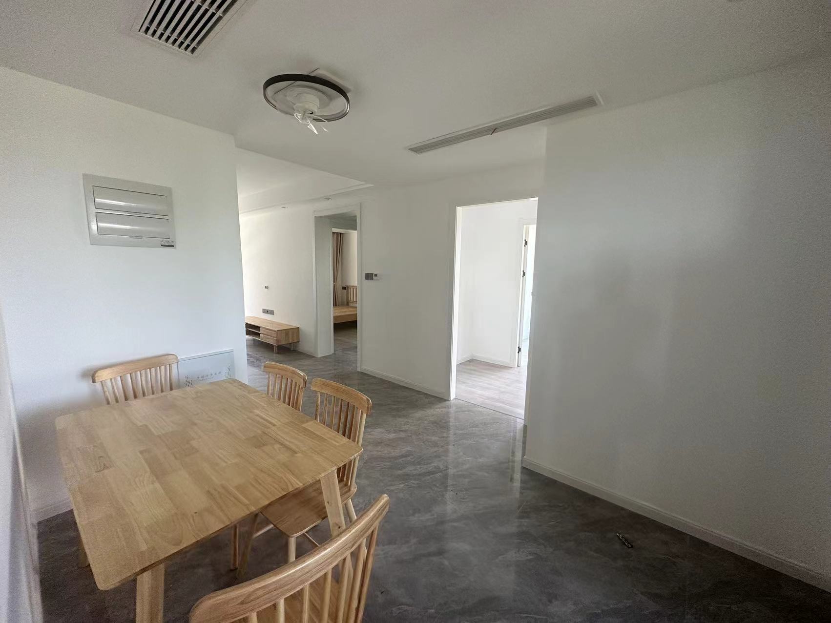 招商新城雍景湾 3室2厅1卫 90m&sup2;