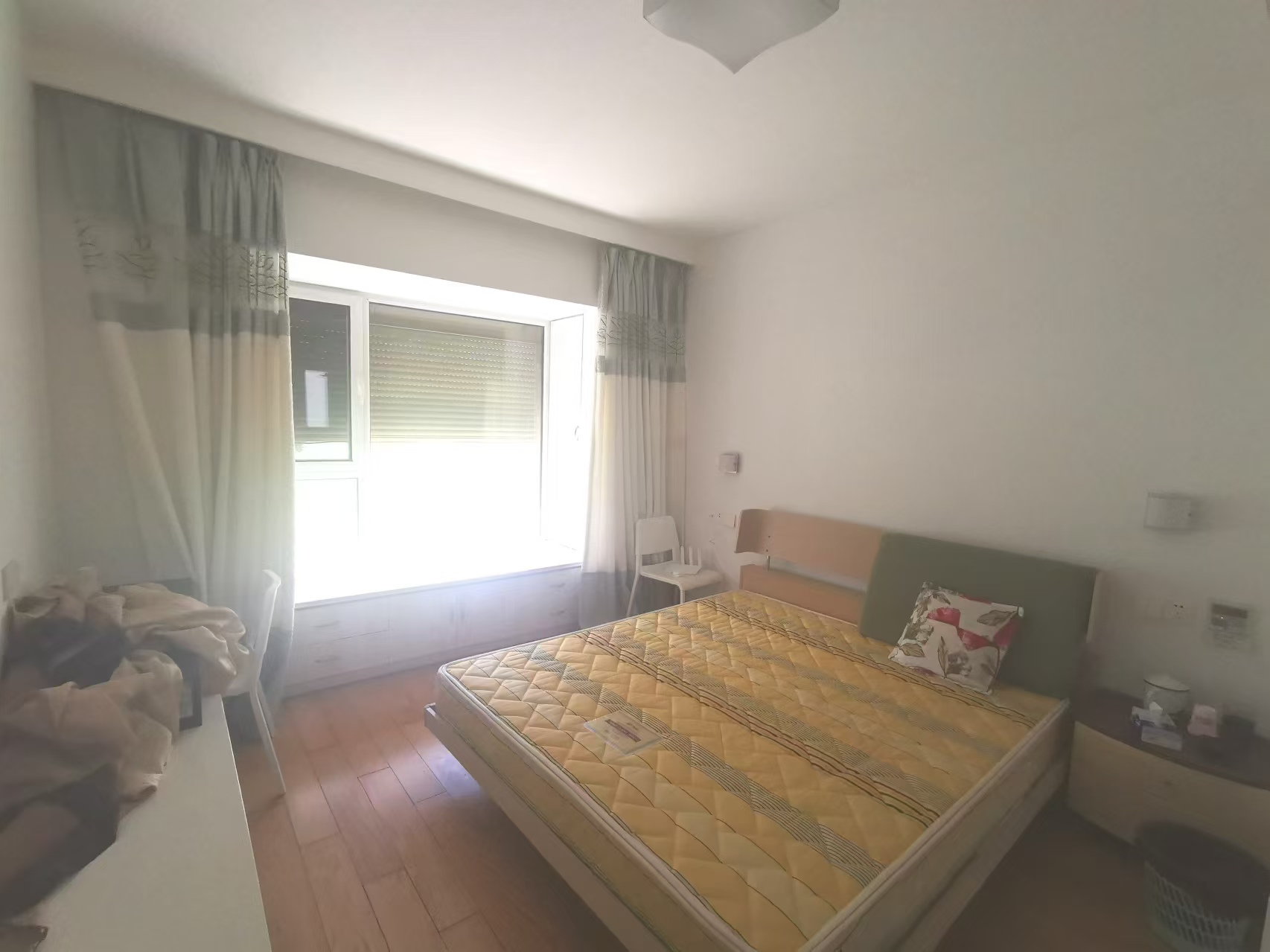 中南世纪花城二期 3室2厅2卫 128m&sup2;
