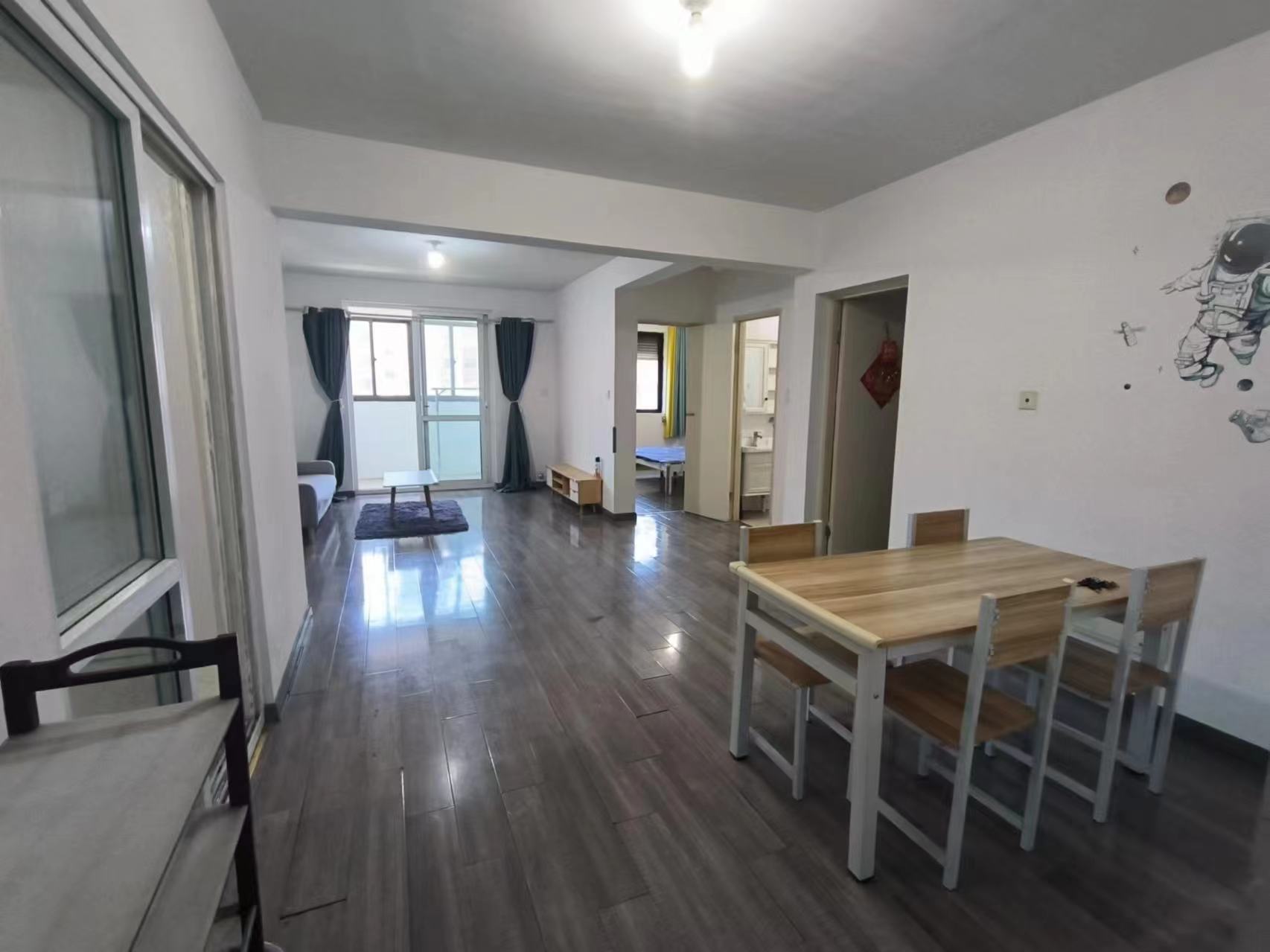 江景苑小区 2室2厅1卫 88m²