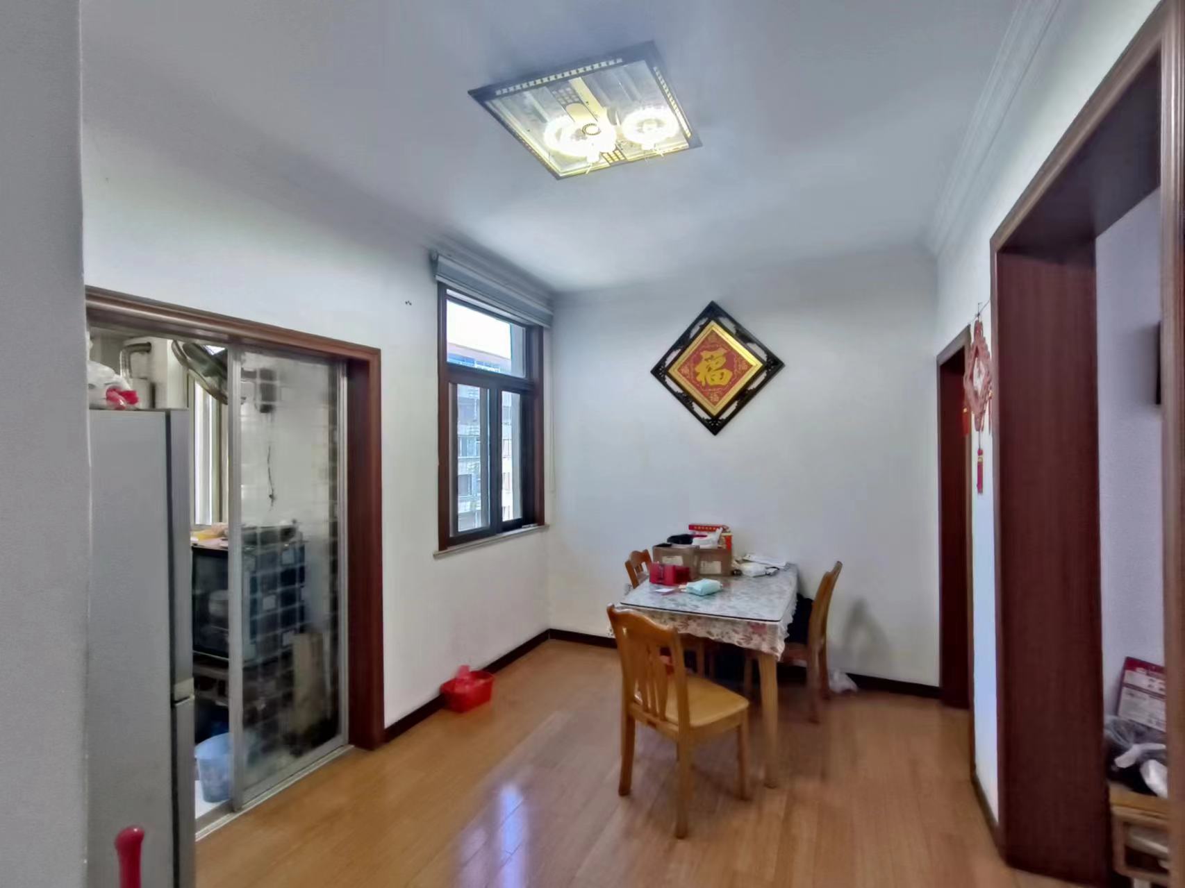 光明新村 3室1厅1卫 81.50m&sup2;