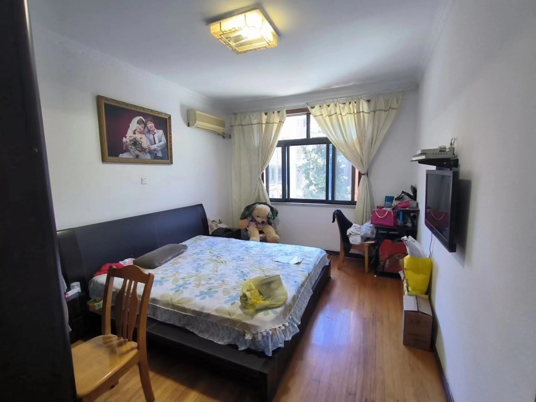 光明新村 3室1厅1卫 81.50m&sup2;