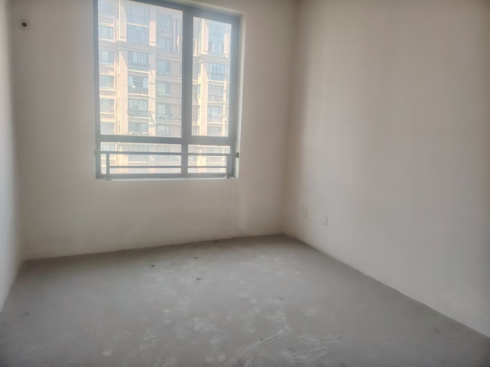 德诚翠湖湾 4室2厅2卫 163m&sup2;