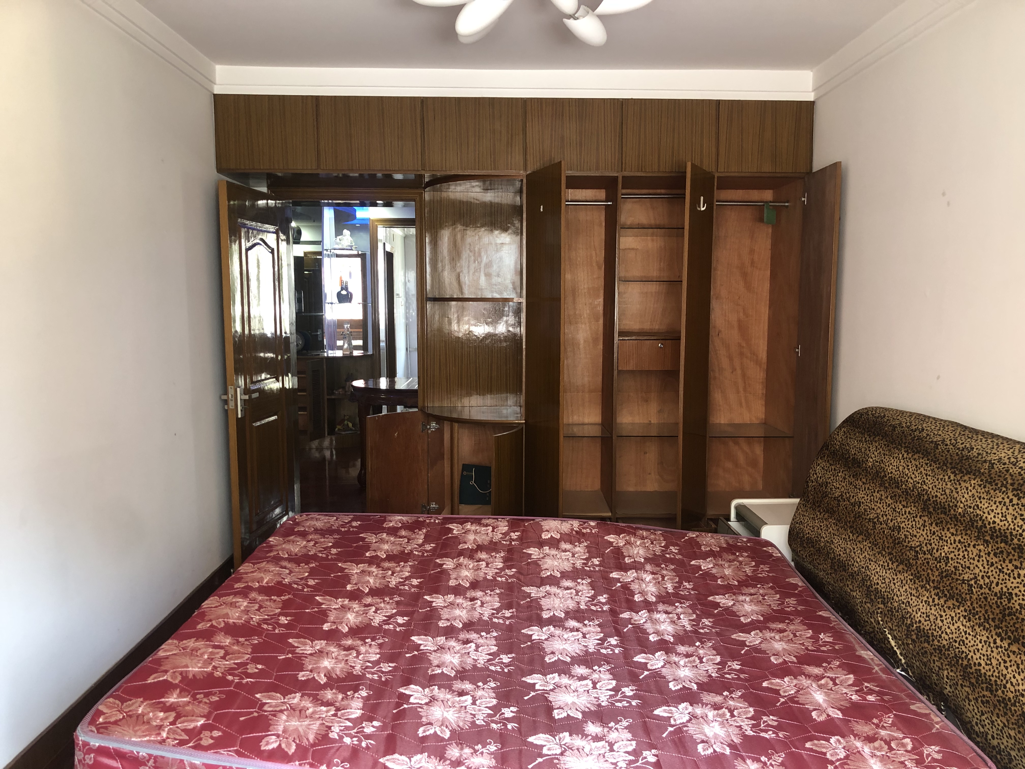 文峰花苑 3室2厅1卫 119m&sup2;