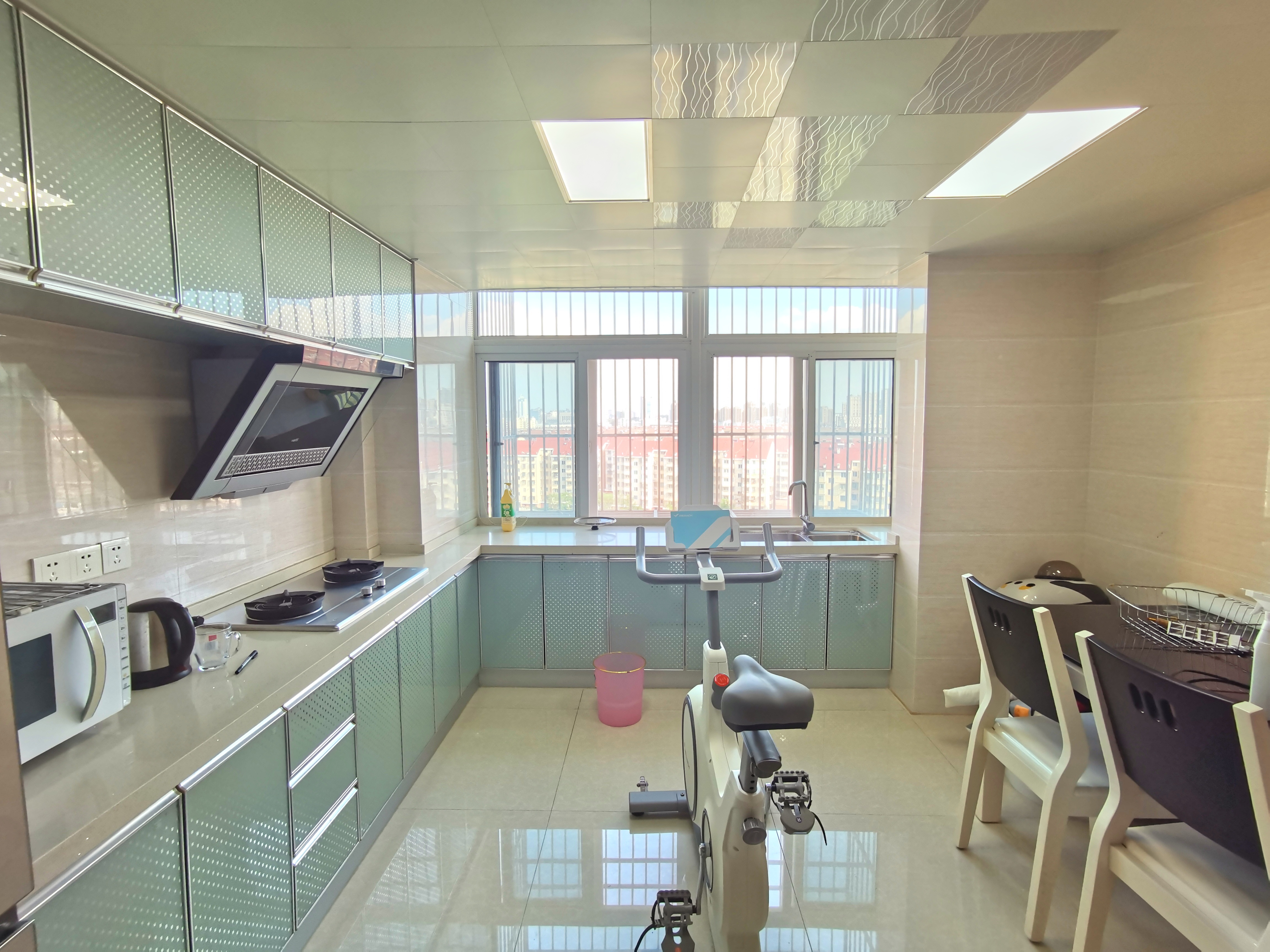 宏景大厦 2室1厅1卫 56.3m²