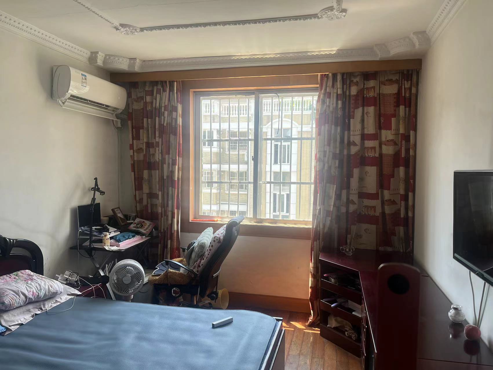 城港新村 3室1厅1卫 73.6m²