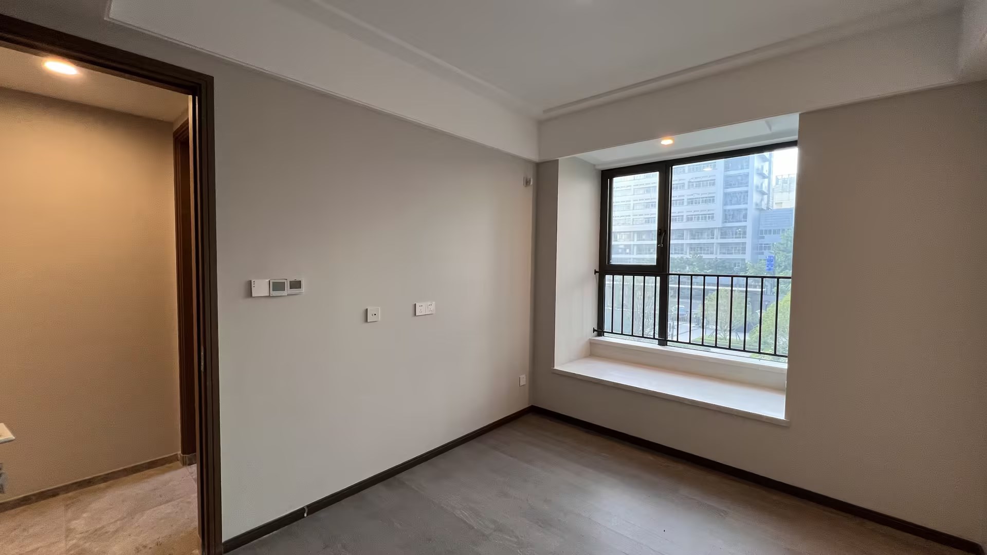 绿城&middot;晓风印月 5室2厅3卫 201.94m&sup2;