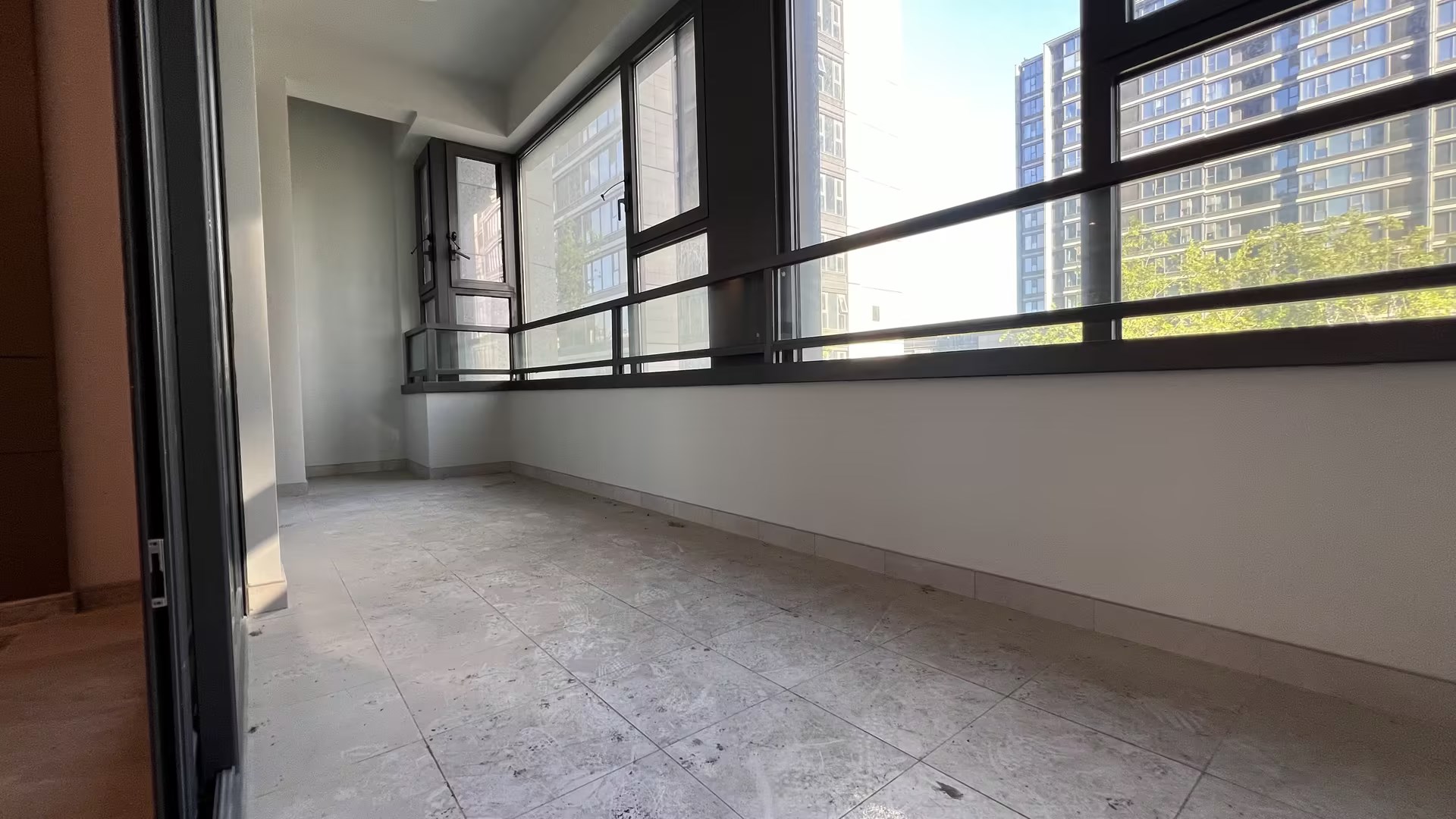 绿城&middot;晓风印月 5室2厅3卫 201.94m&sup2;