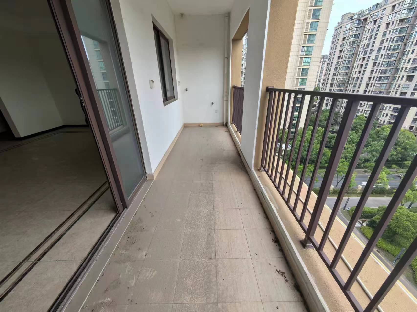 中梁望府 4室2厅2卫 163m²