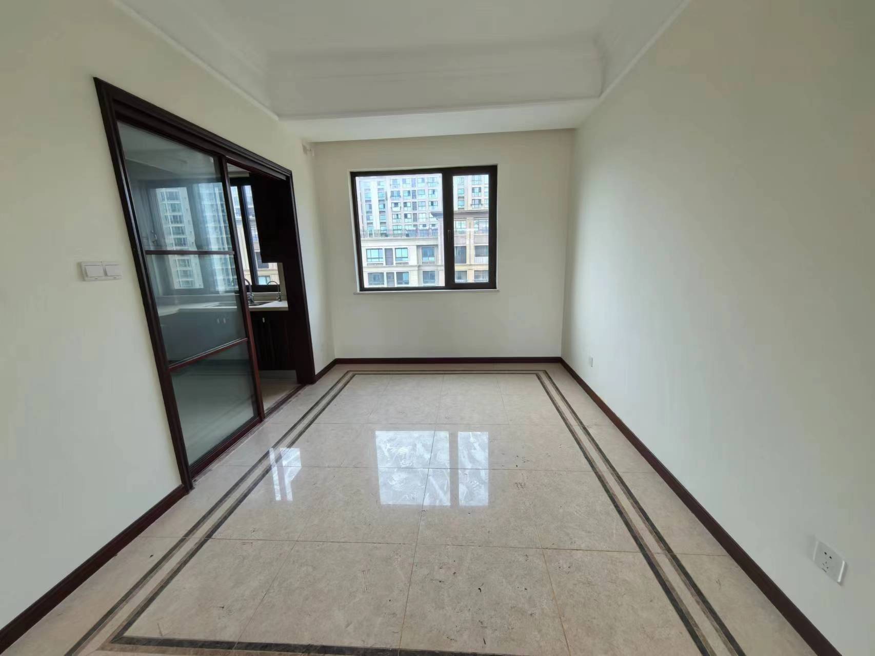 中梁望府 4室2厅2卫 163m²