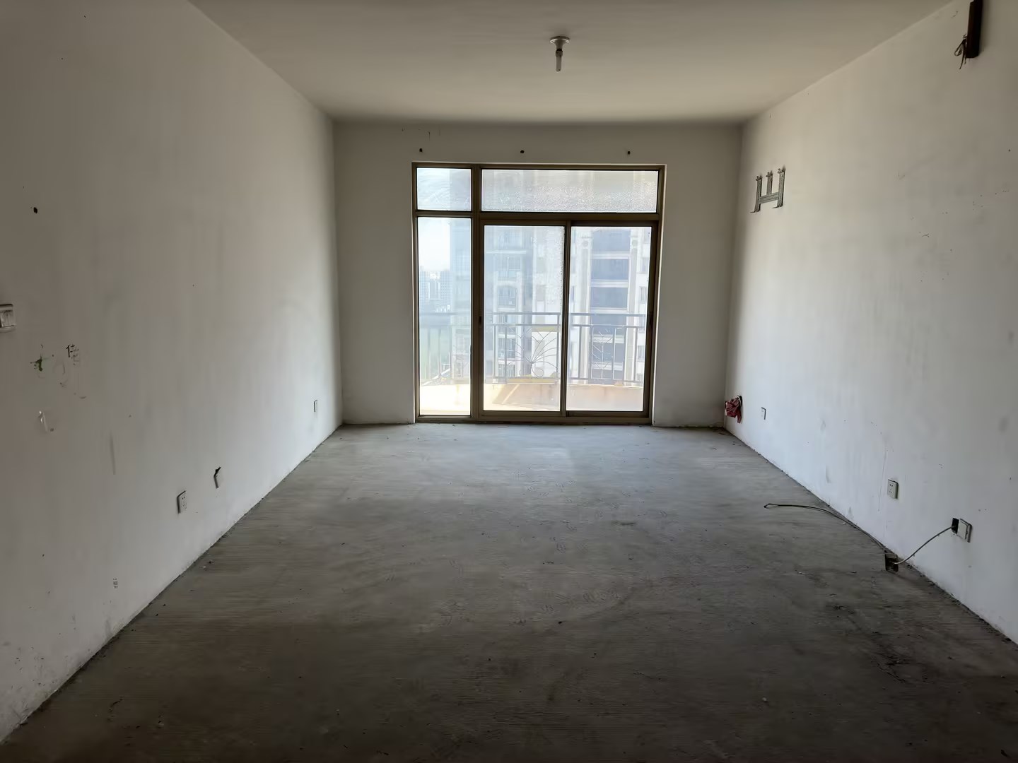 中南世纪花城一期 2室2厅1卫 102m²