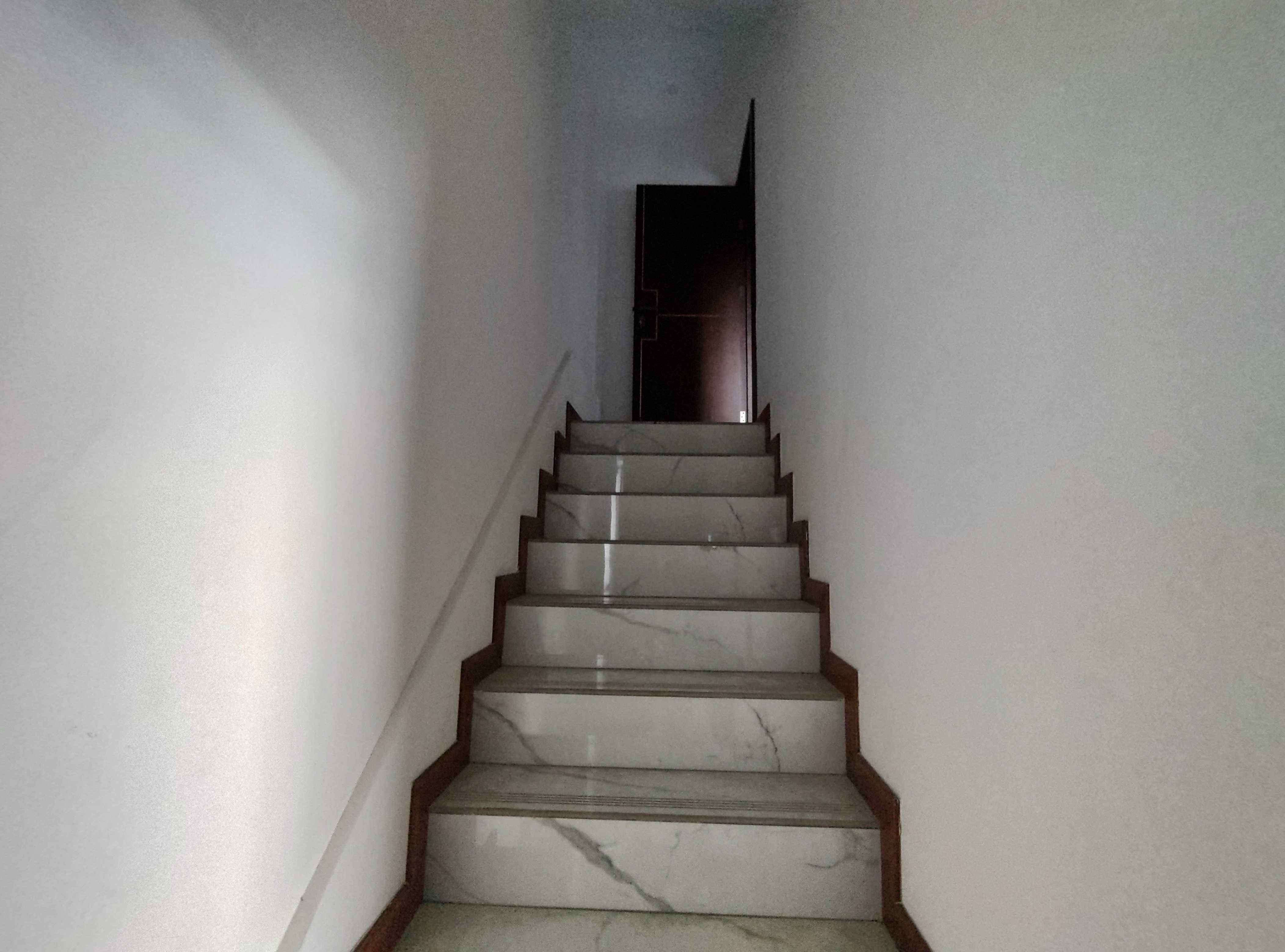 湾子头新寓 4室3厅2卫 222m&sup2;