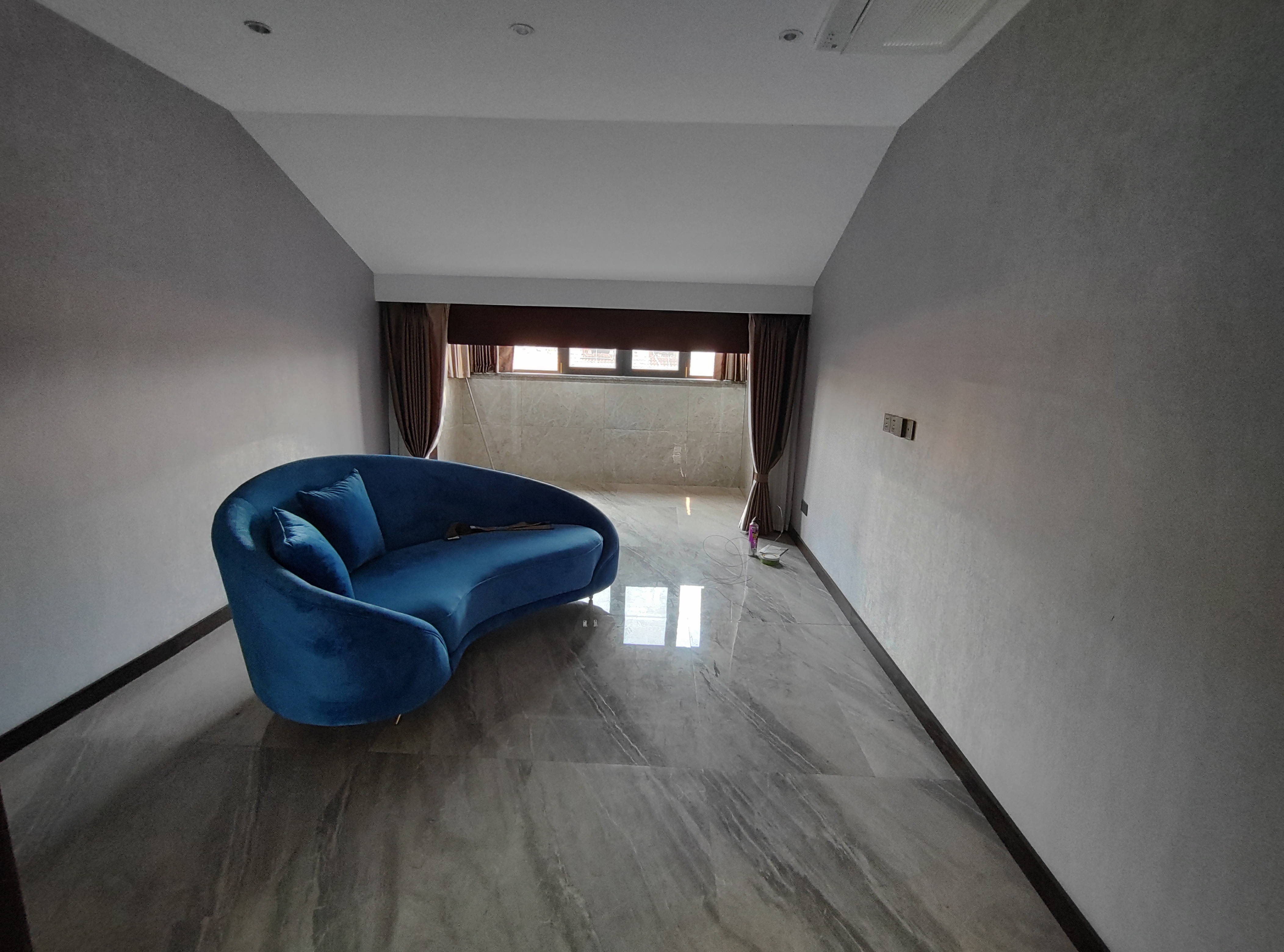 湾子头新寓 4室3厅2卫 222m&sup2;