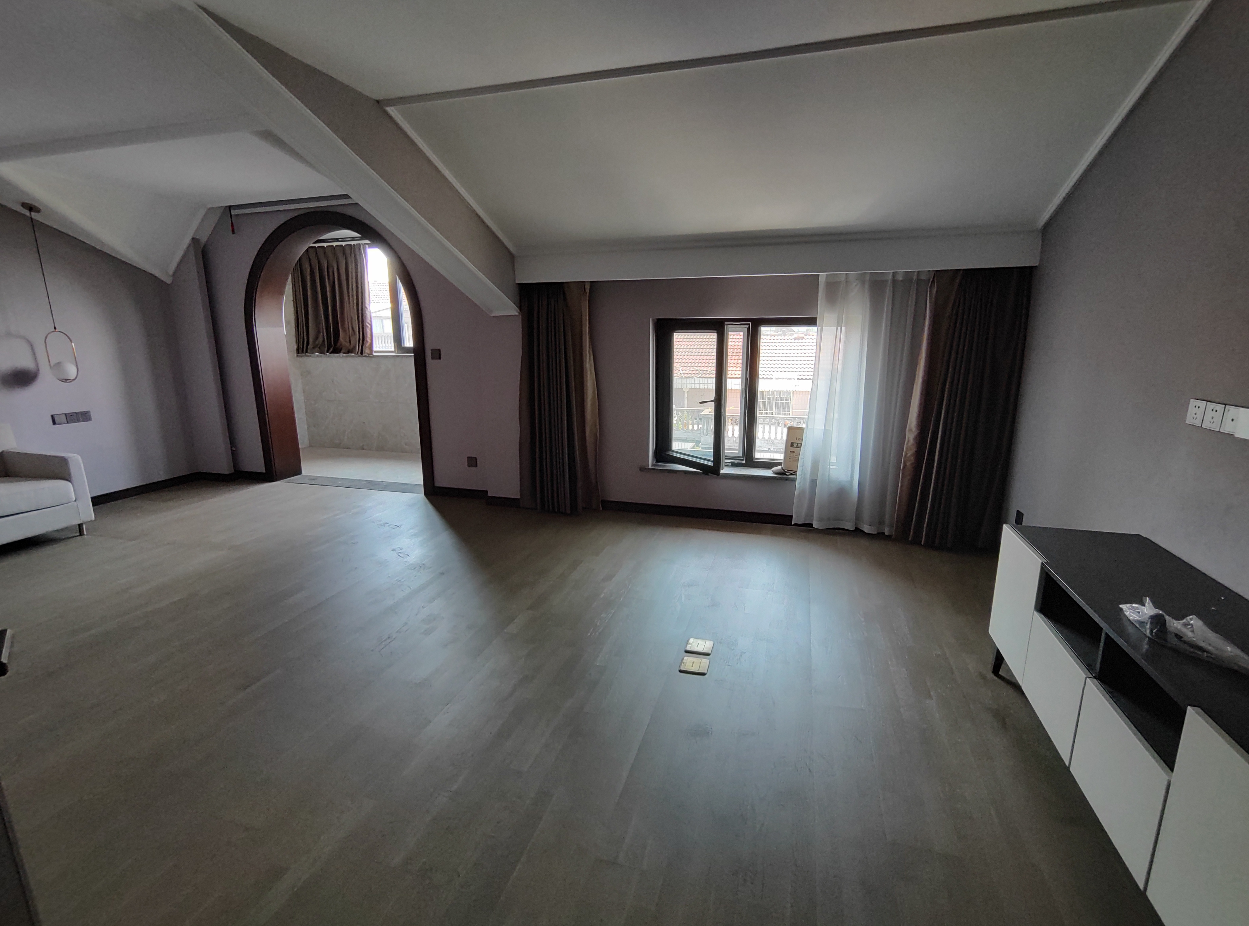 湾子头新寓 4室3厅2卫 222m&sup2;