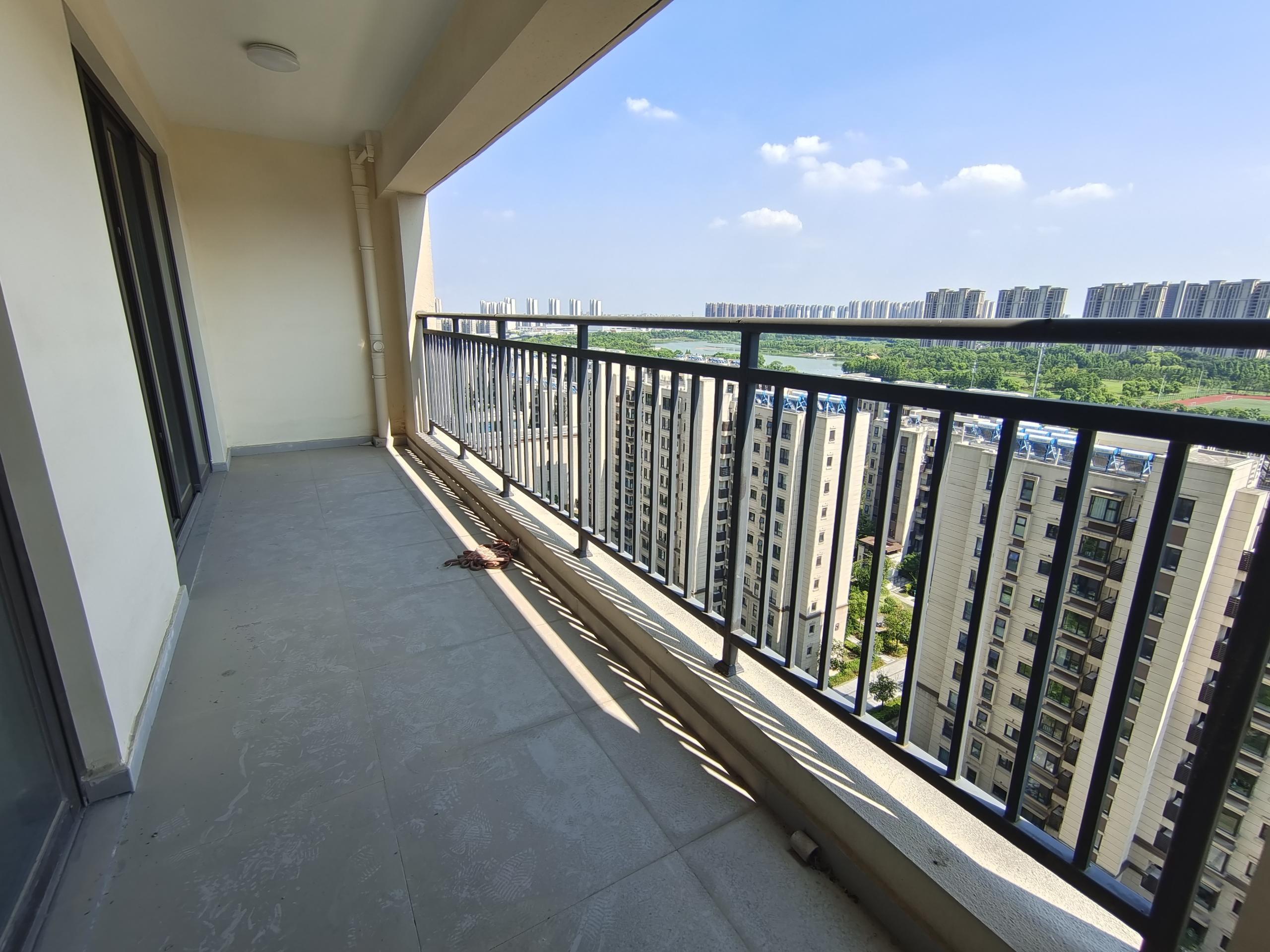 春风南岸西园 4室2厅2卫 136m²
