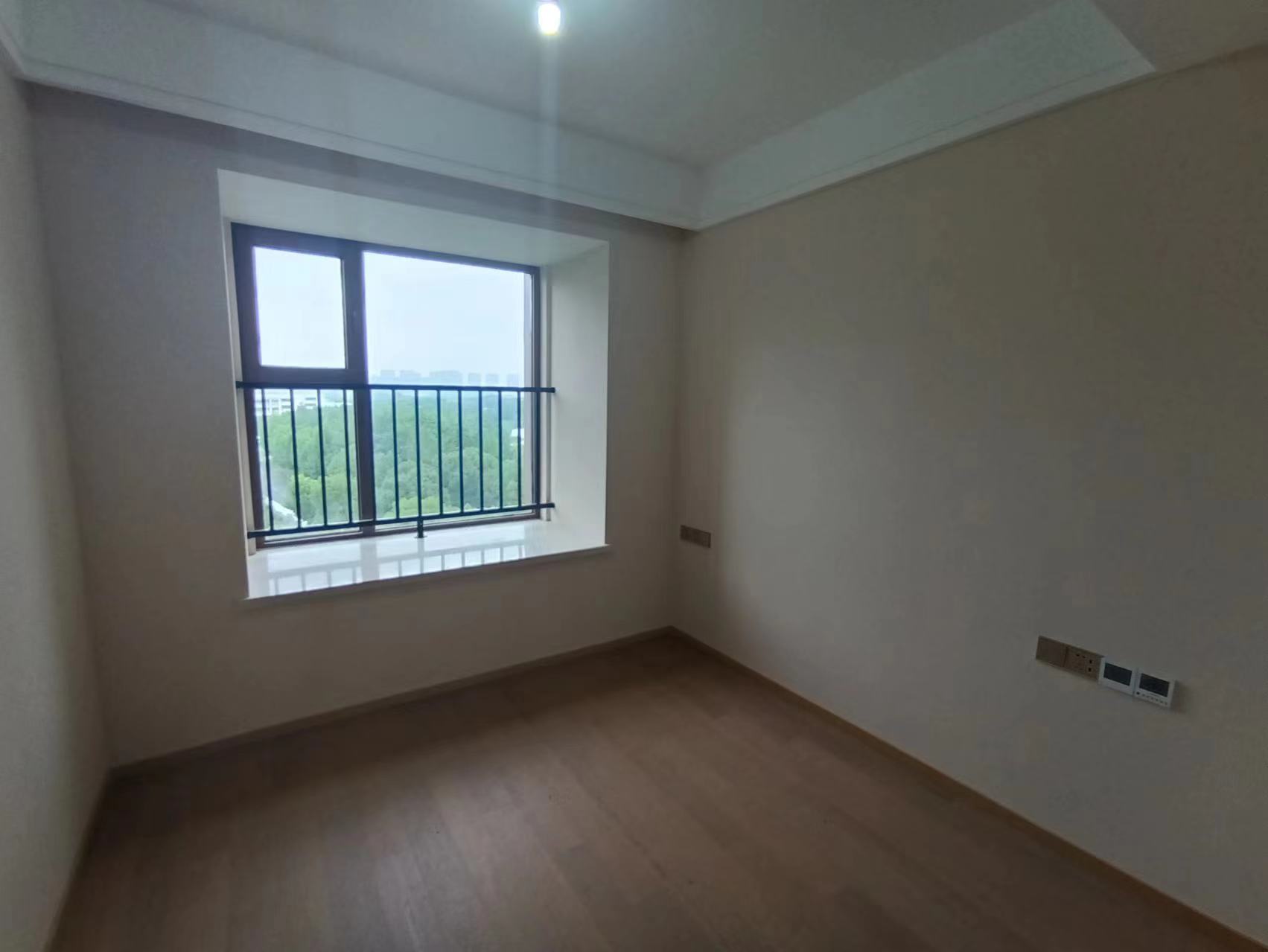 星湖泮 3室2厅2卫 117.49m&sup2;