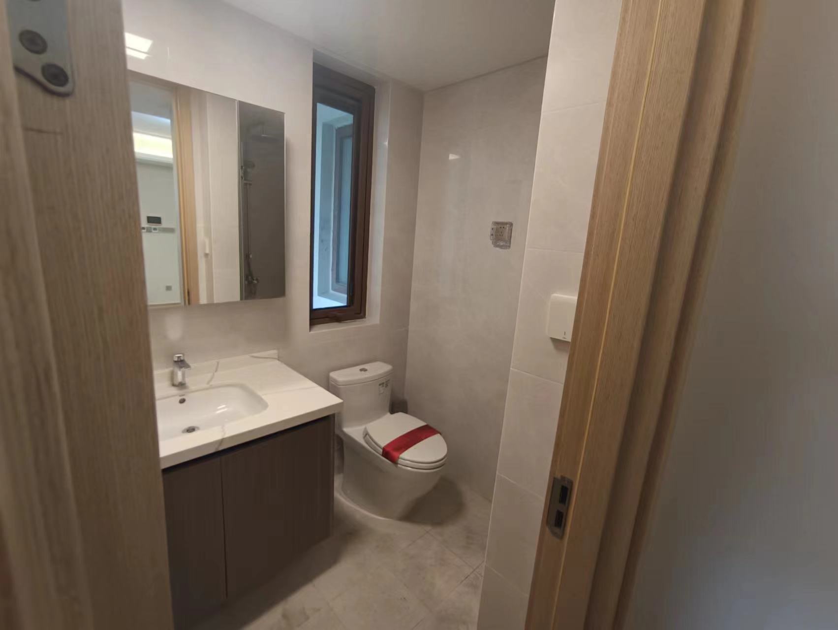 星湖泮 3室2厅2卫 117.49m&sup2;