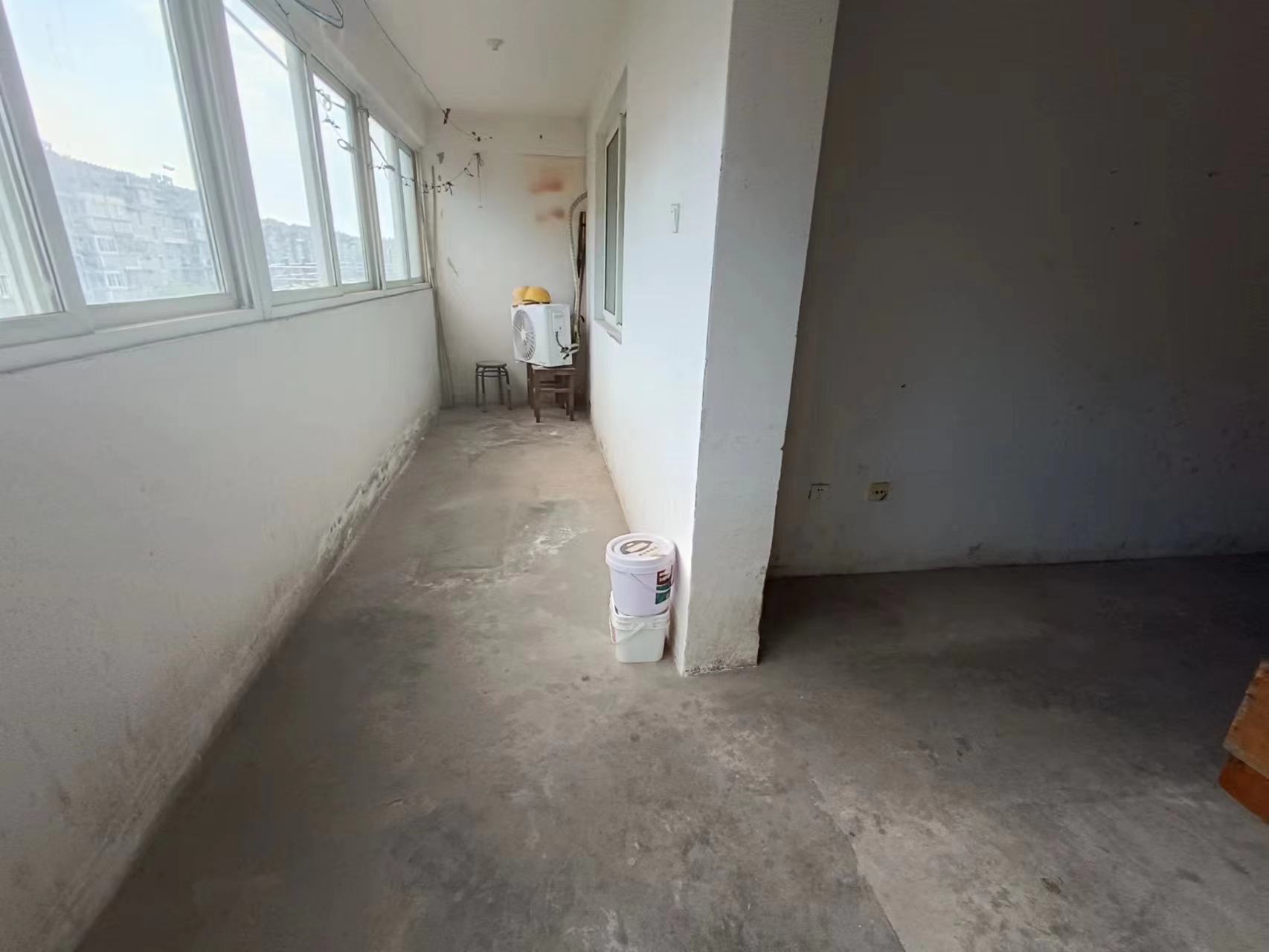 城山家园 3室2厅1卫 134m&sup2;