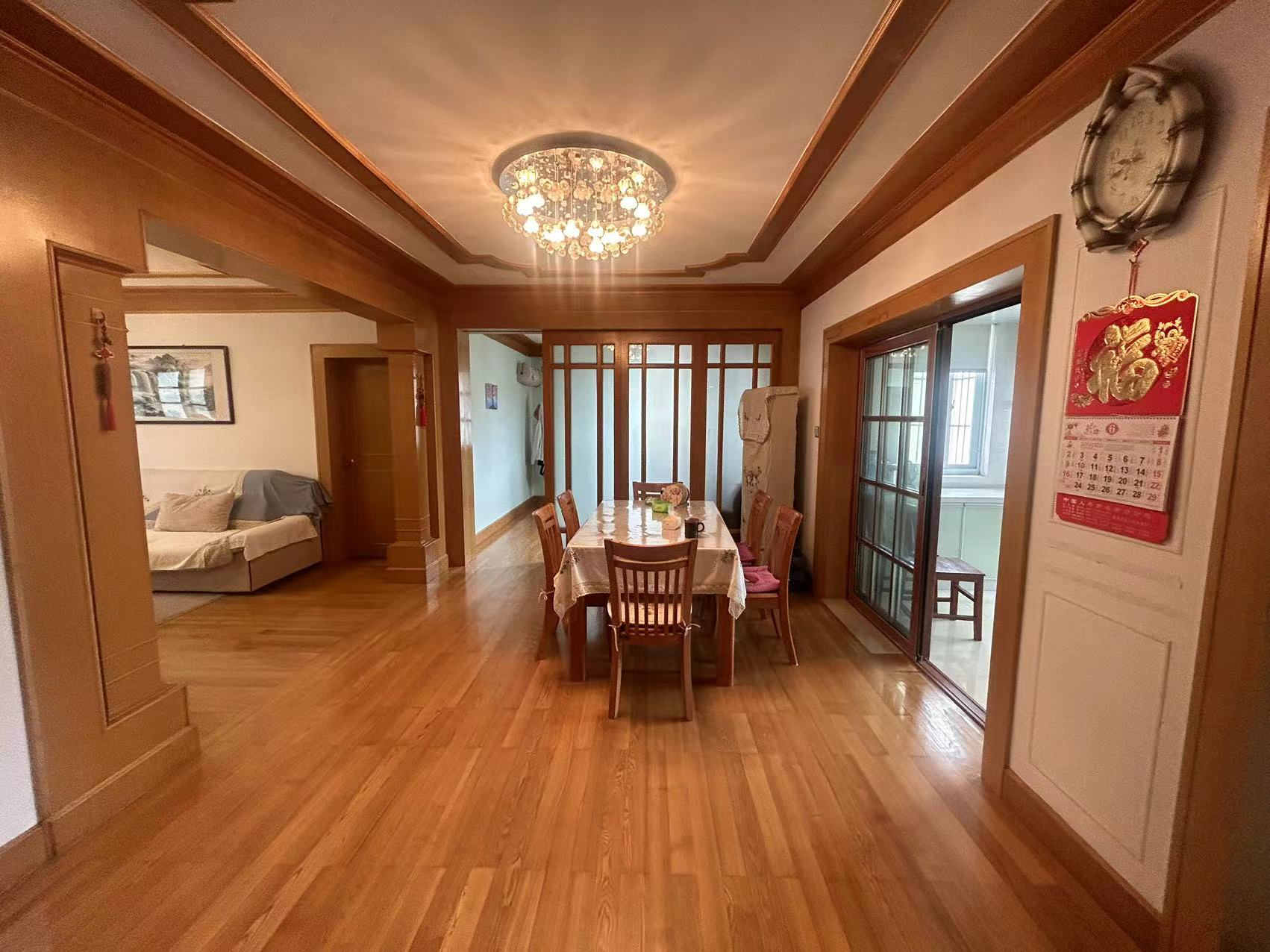 濠西园华迪小区 3室2厅1卫 122.89m²