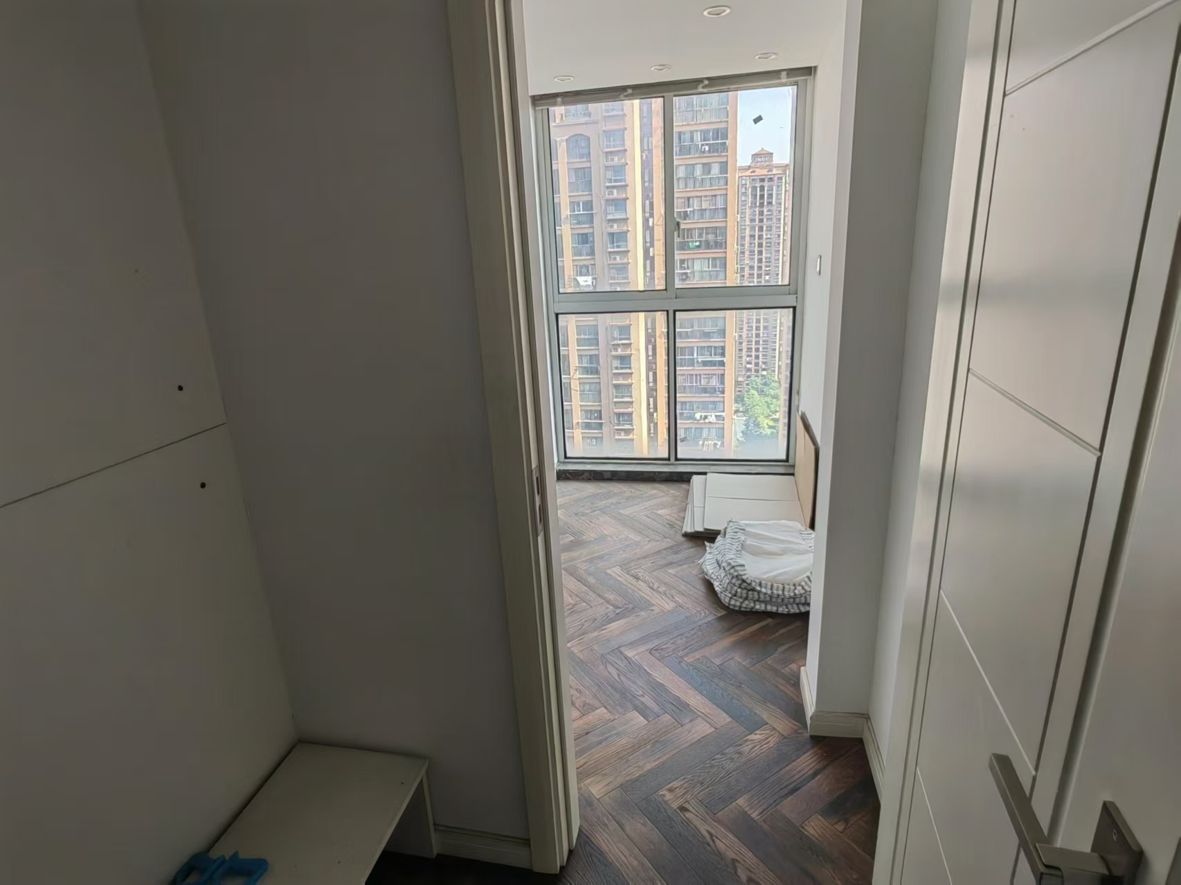 华强城 3室2厅2卫 126m&sup2;