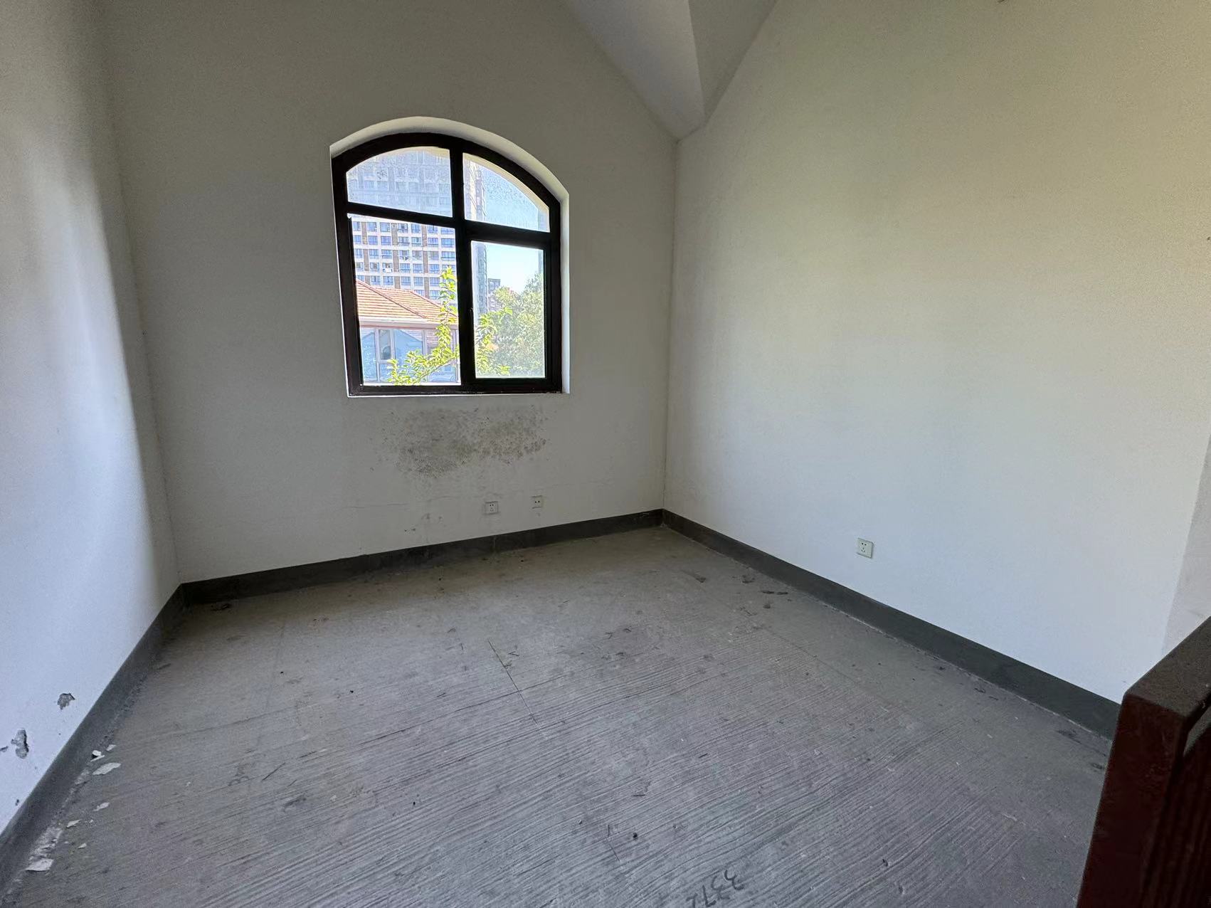 金河名人世家 5室2厅3卫 276.00m&sup2;
