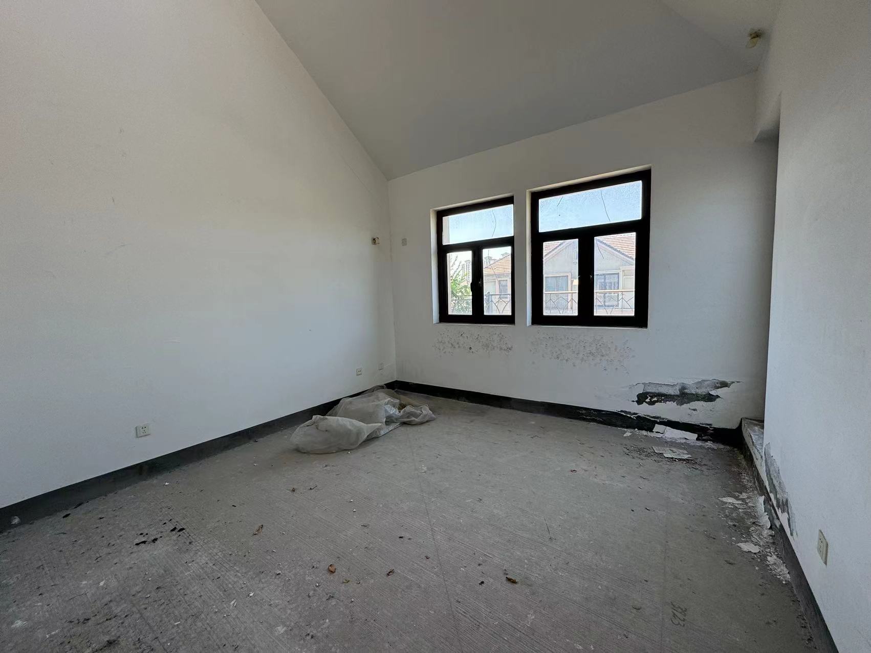 金河名人世家 5室2厅3卫 276.00m&sup2;
