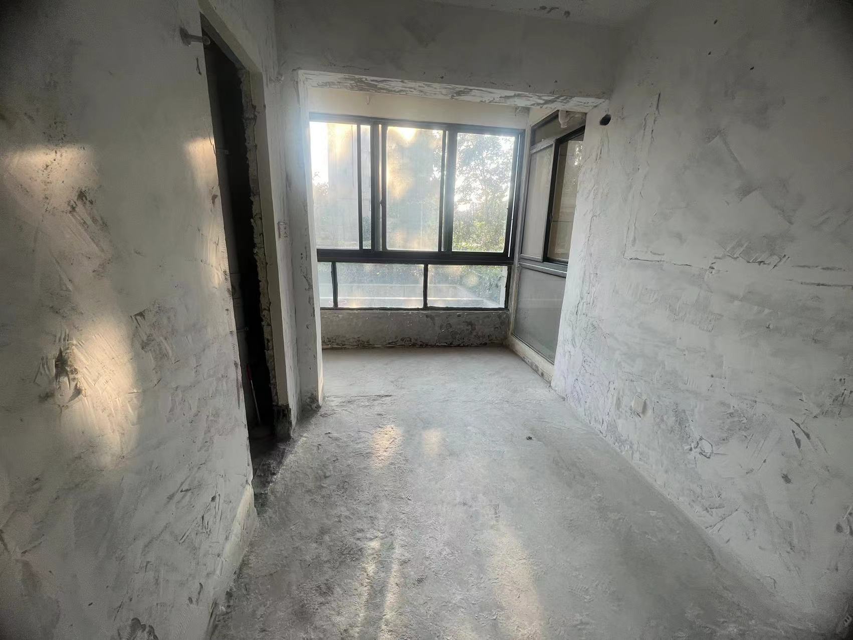 皇家花园北区 3室2厅2卫 122.62m&sup2;