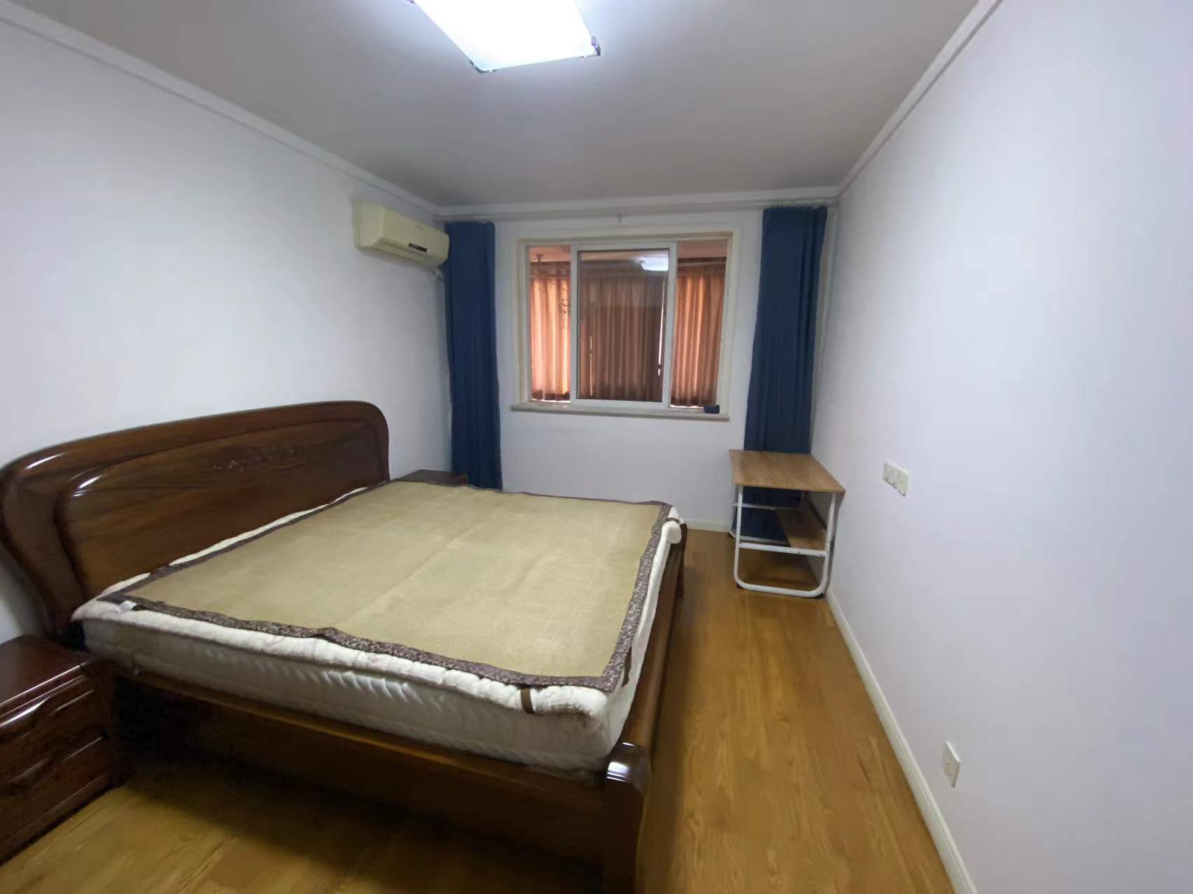 濠景园西区 3室2厅2卫 139m&sup2;