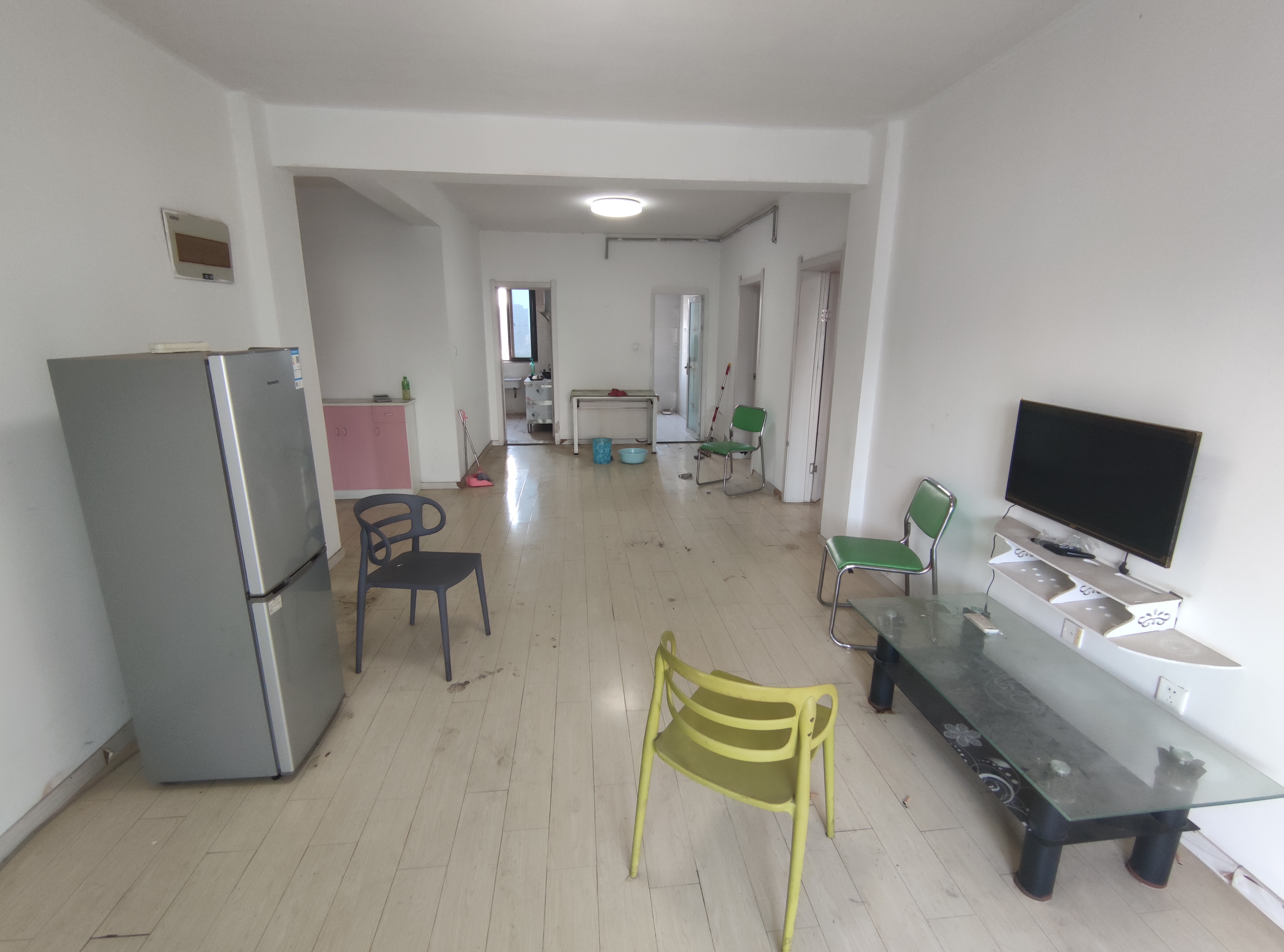 紫东南苑 3室1厅1卫 88m²