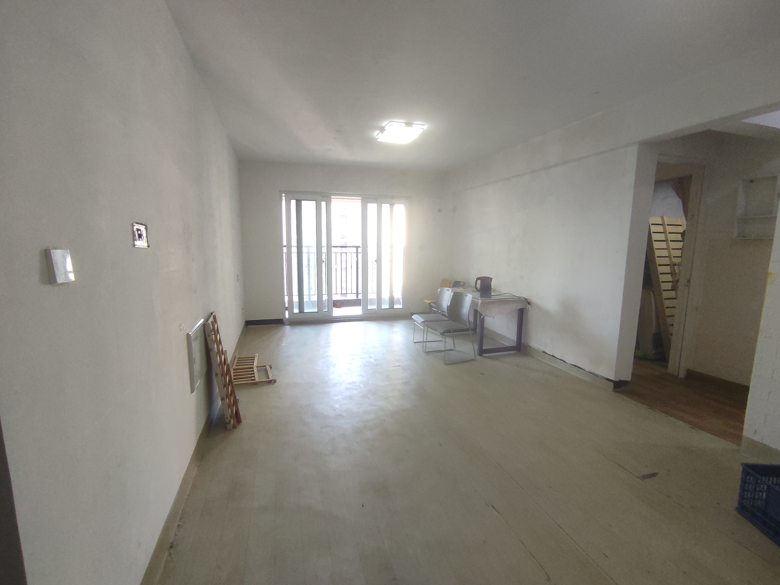 南山国际社区 3室2厅2卫 105.00m&sup2;