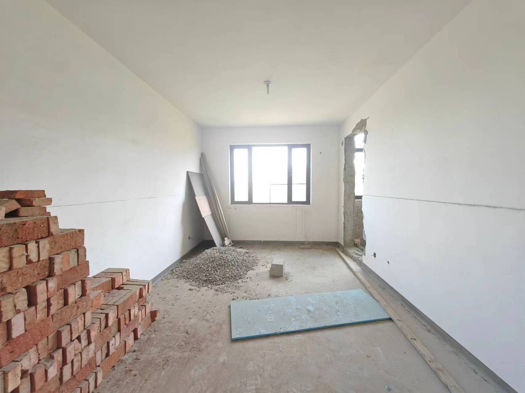 南通壹城水清木华 4室2厅2卫 244m&sup2;