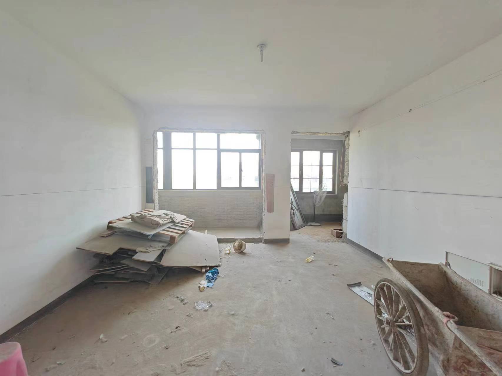 南通壹城水清木华 4室2厅2卫 244m&sup2;