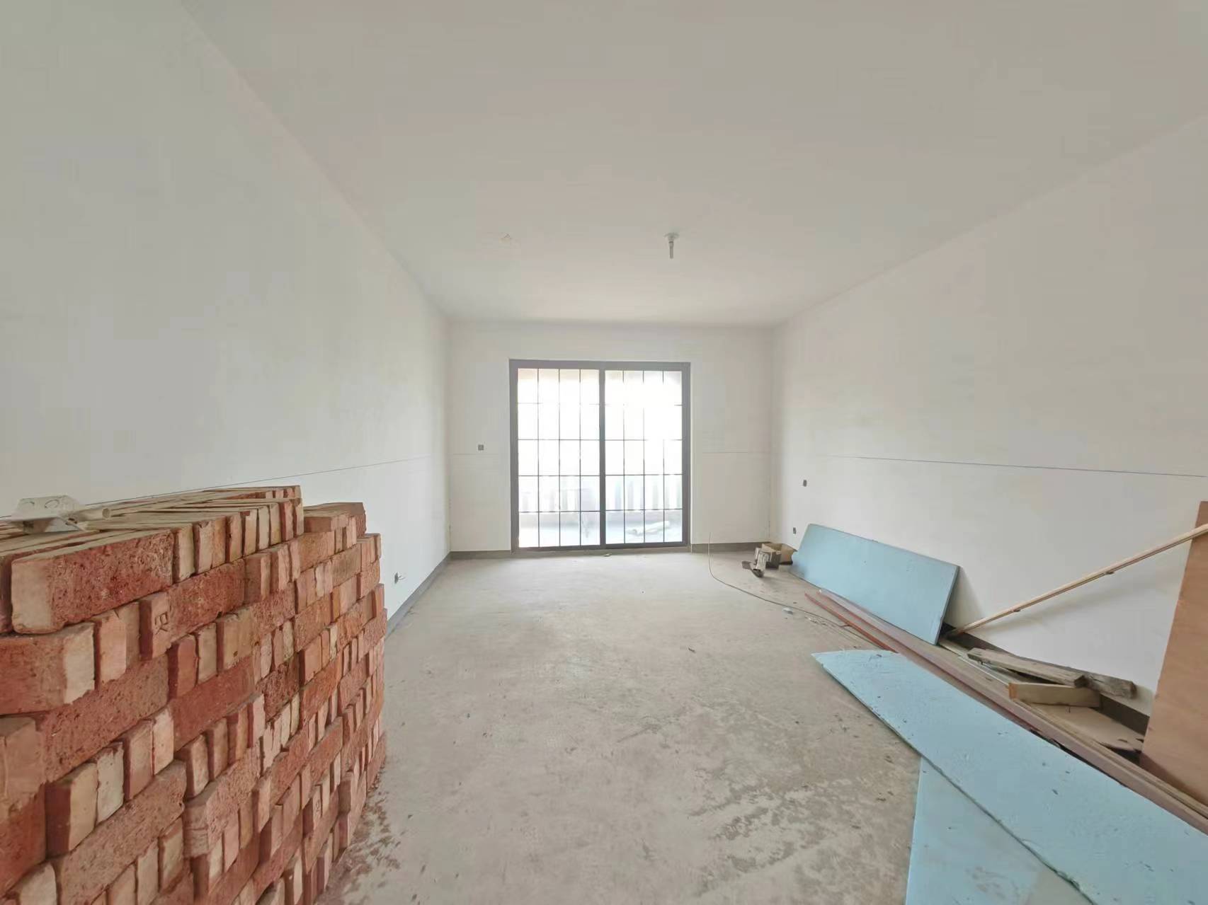南通壹城水清木华 4室2厅2卫 244m&sup2;