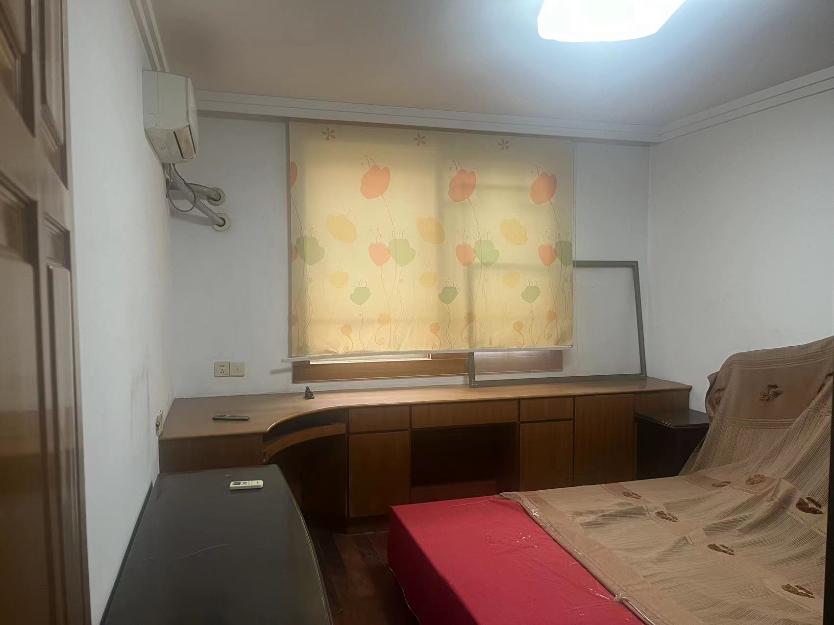 鸿运城市花苑 3室2厅1卫 130m²
