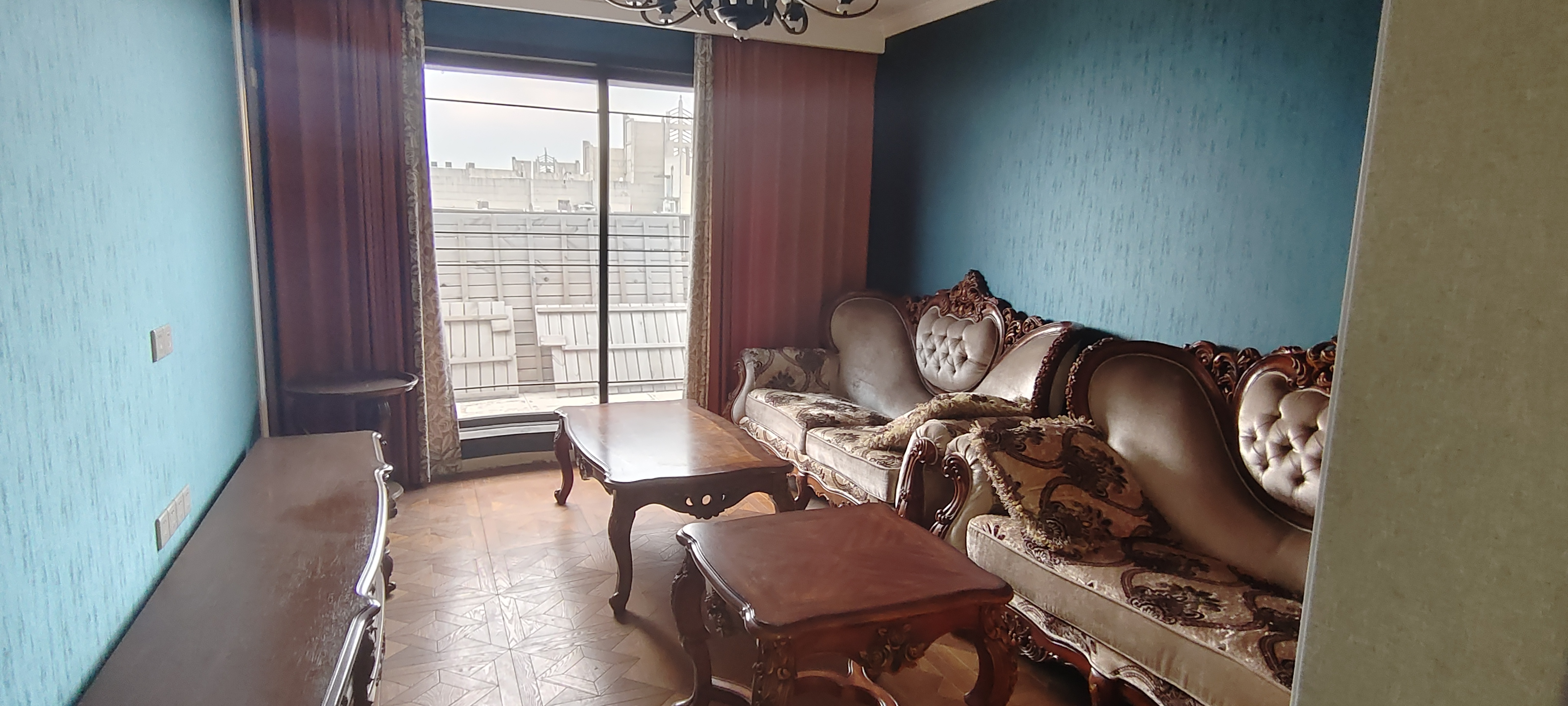 学士府 4室2厅2卫 170m²