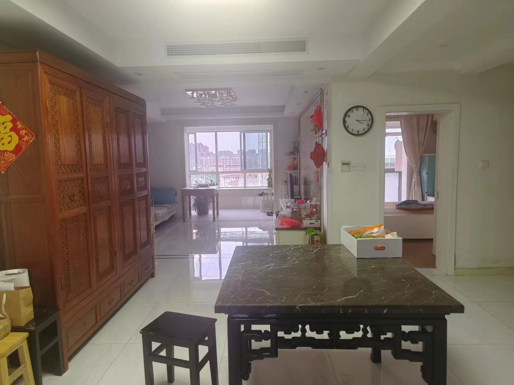 瑞园小区 6室2厅3卫 246.38m²