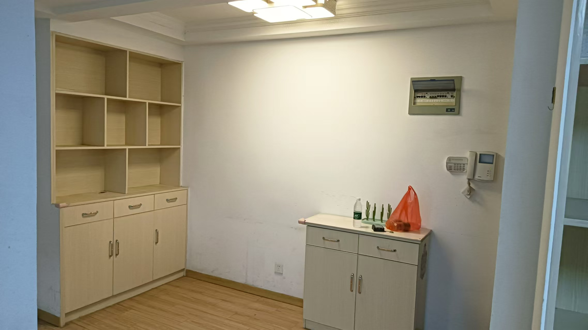 炜赋花苑 2室1厅1卫 78m&sup2;