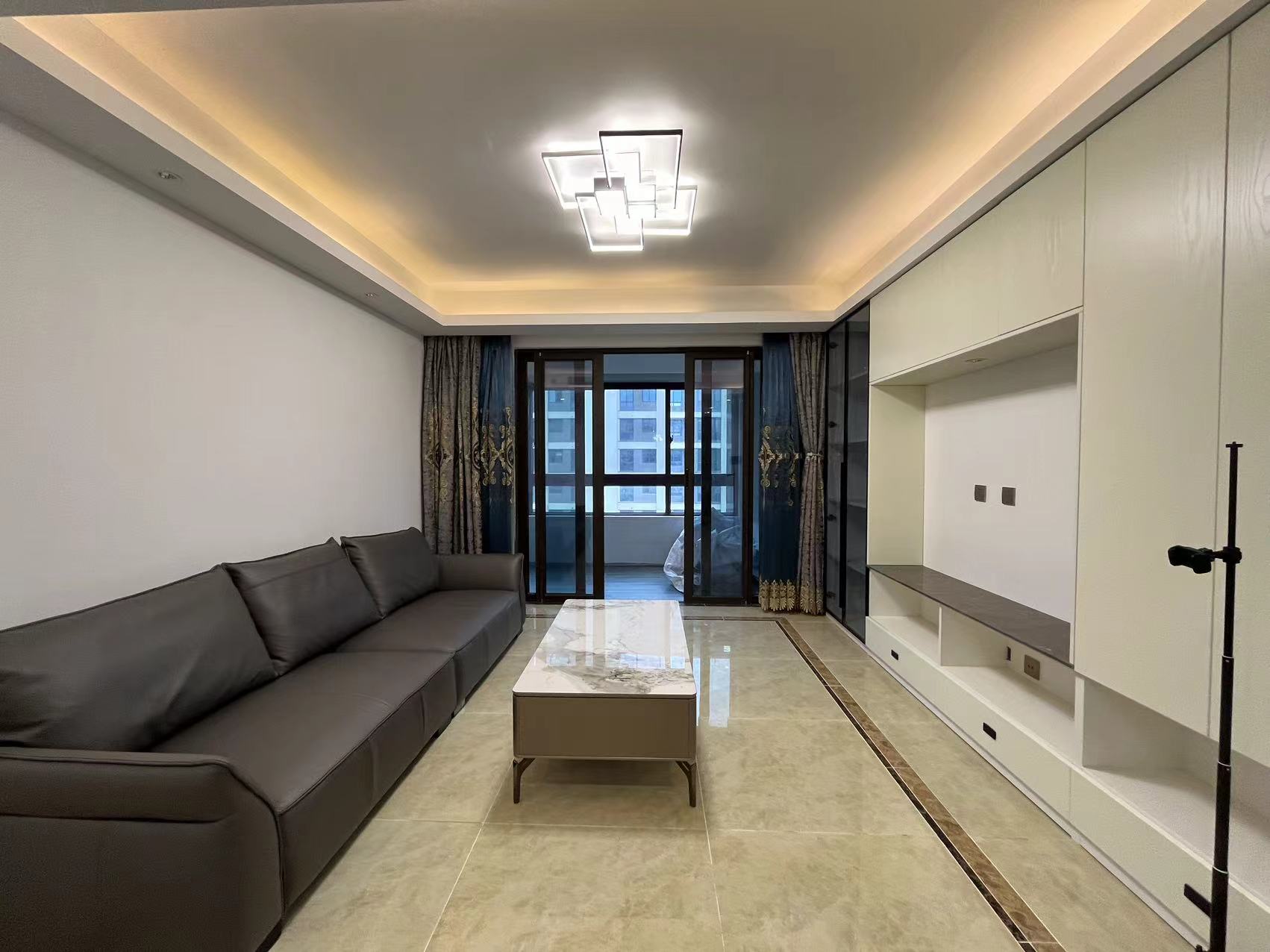 林肯公园 4室2厅2卫 122m²