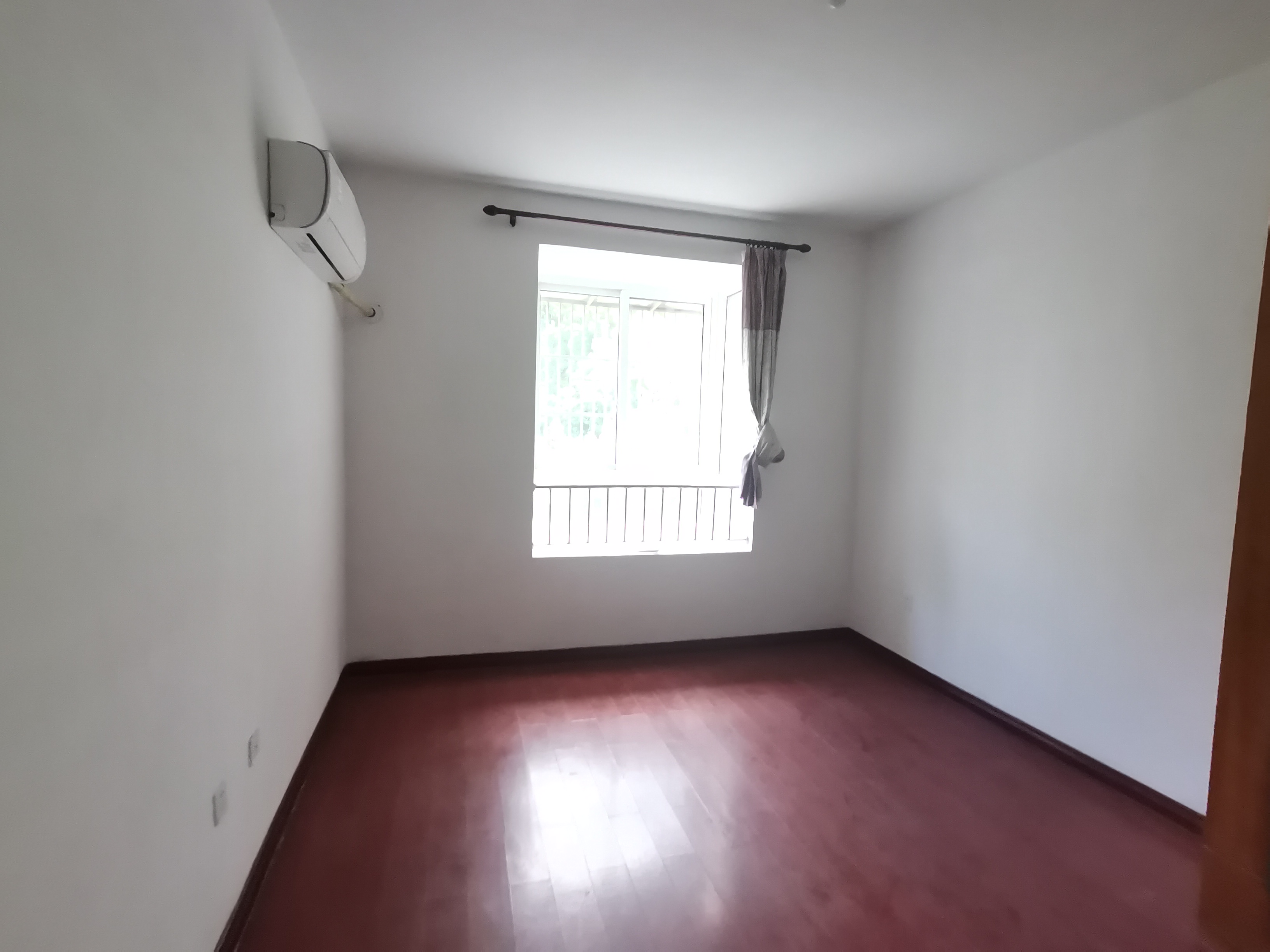 金霞南苑北区 3室2厅1卫 126m&sup2;