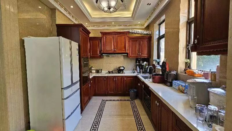 金河名人世家 4室2厅2卫 303.00m&sup2;