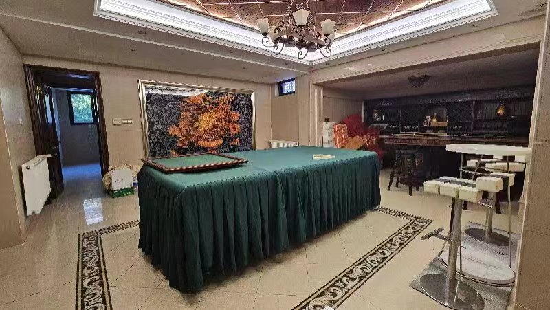 金河名人世家 4室2厅2卫 303.00m&sup2;