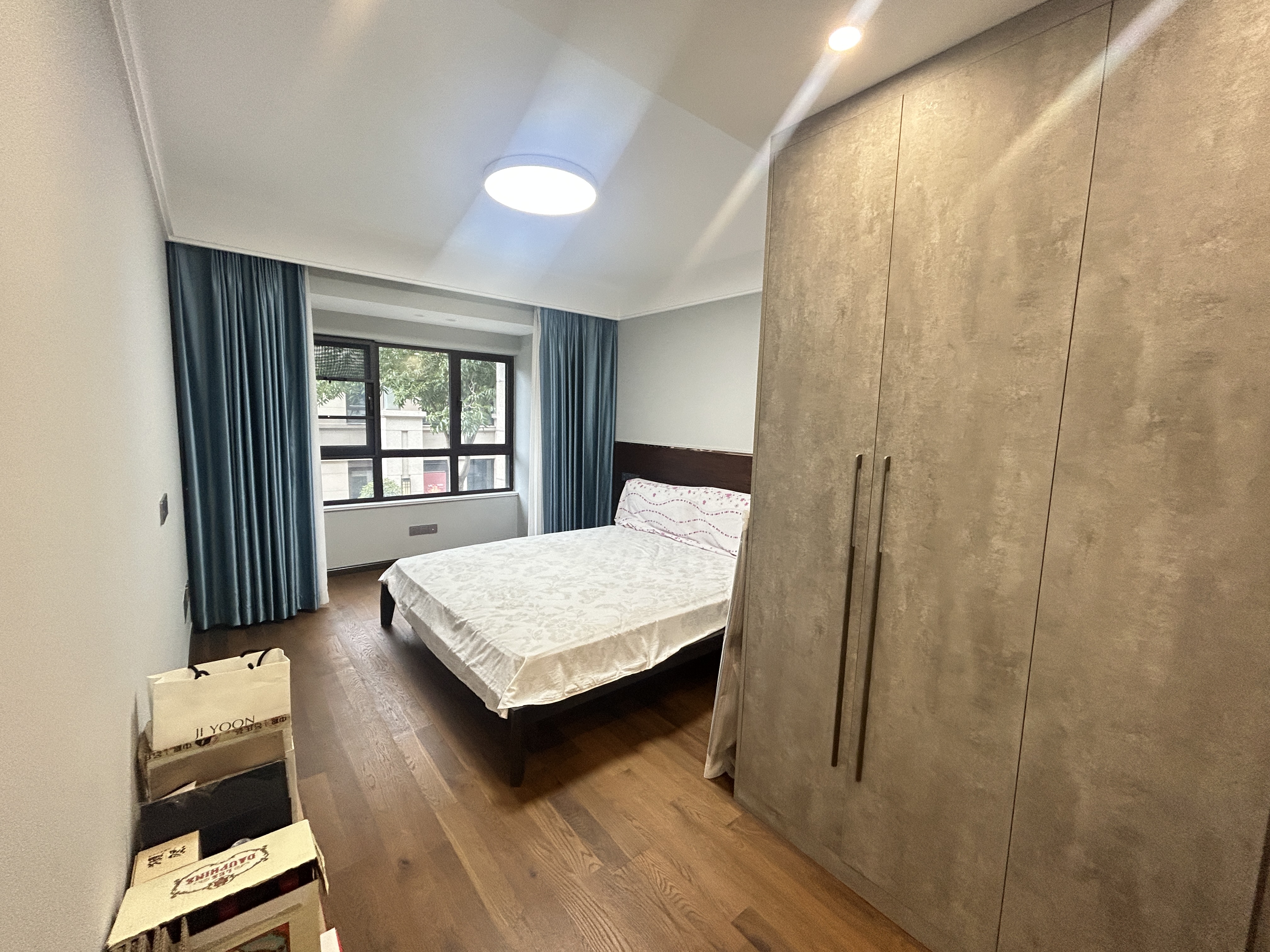 盛和九里香堤二期 3室2厅2卫 144.94m&sup2;