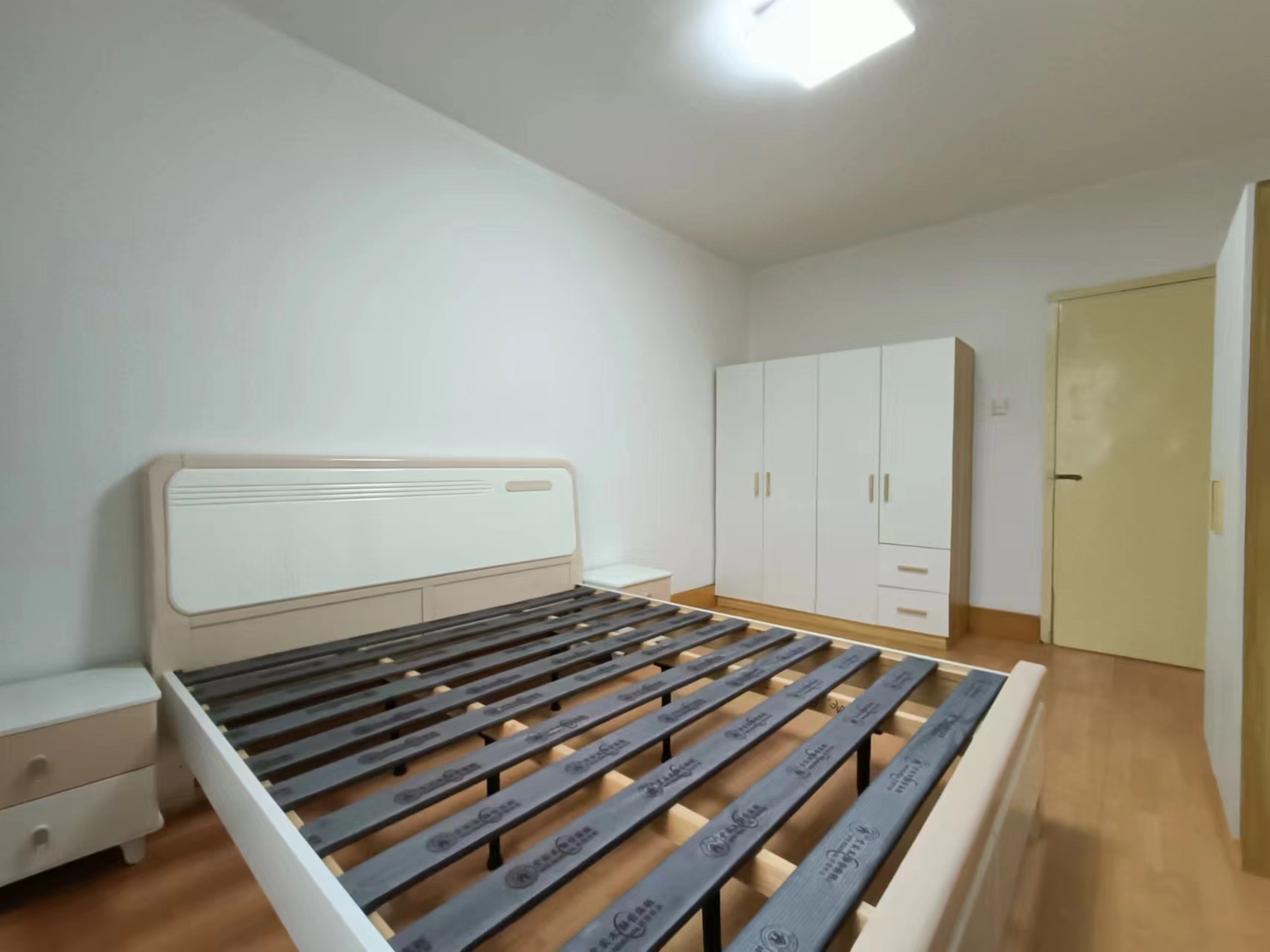 越江新村 4室2厅1卫 128m&sup2;