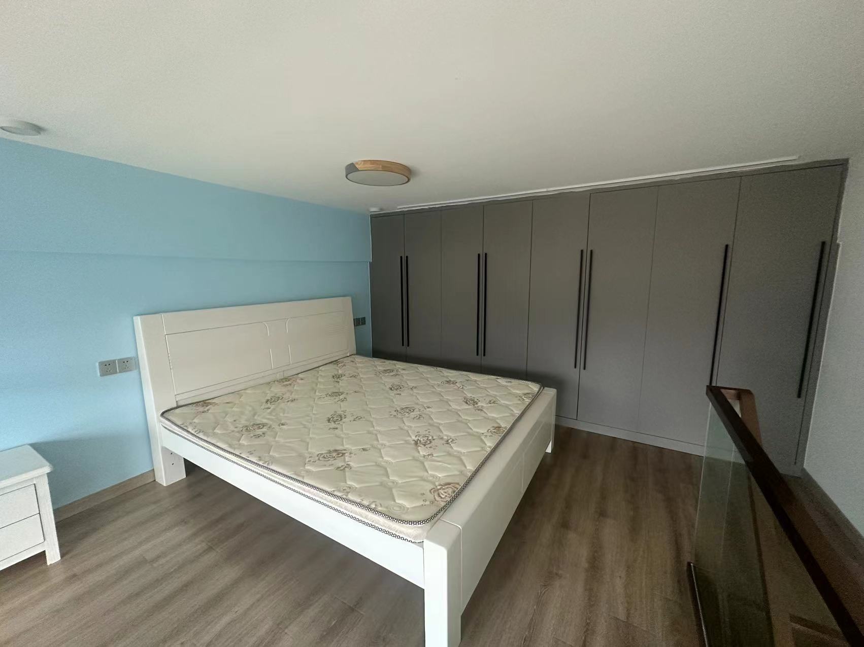 铂金时代 1室1厅1卫 35m&sup2;