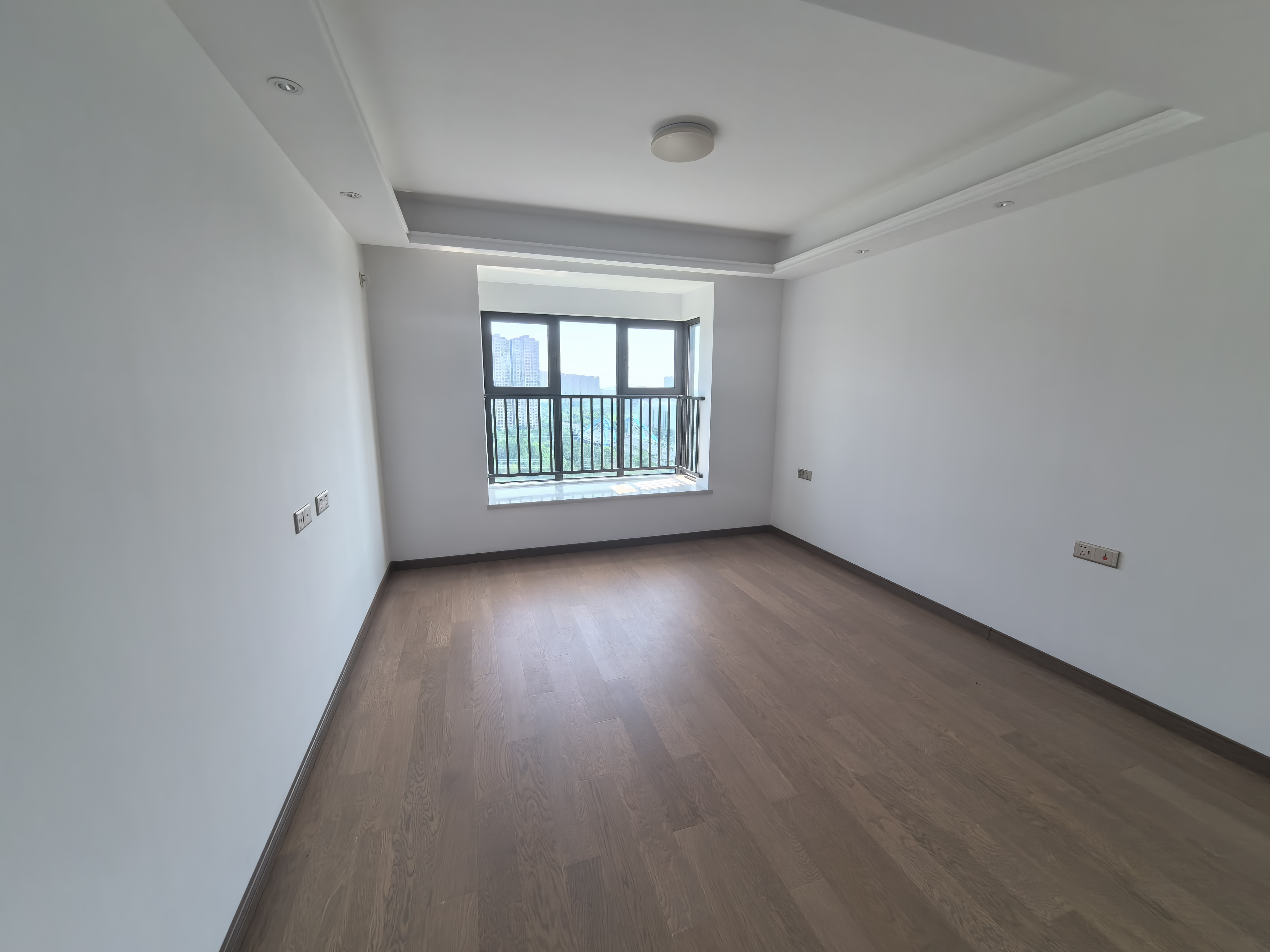 中海上东区 3室2厅2卫 127.23m&sup2;