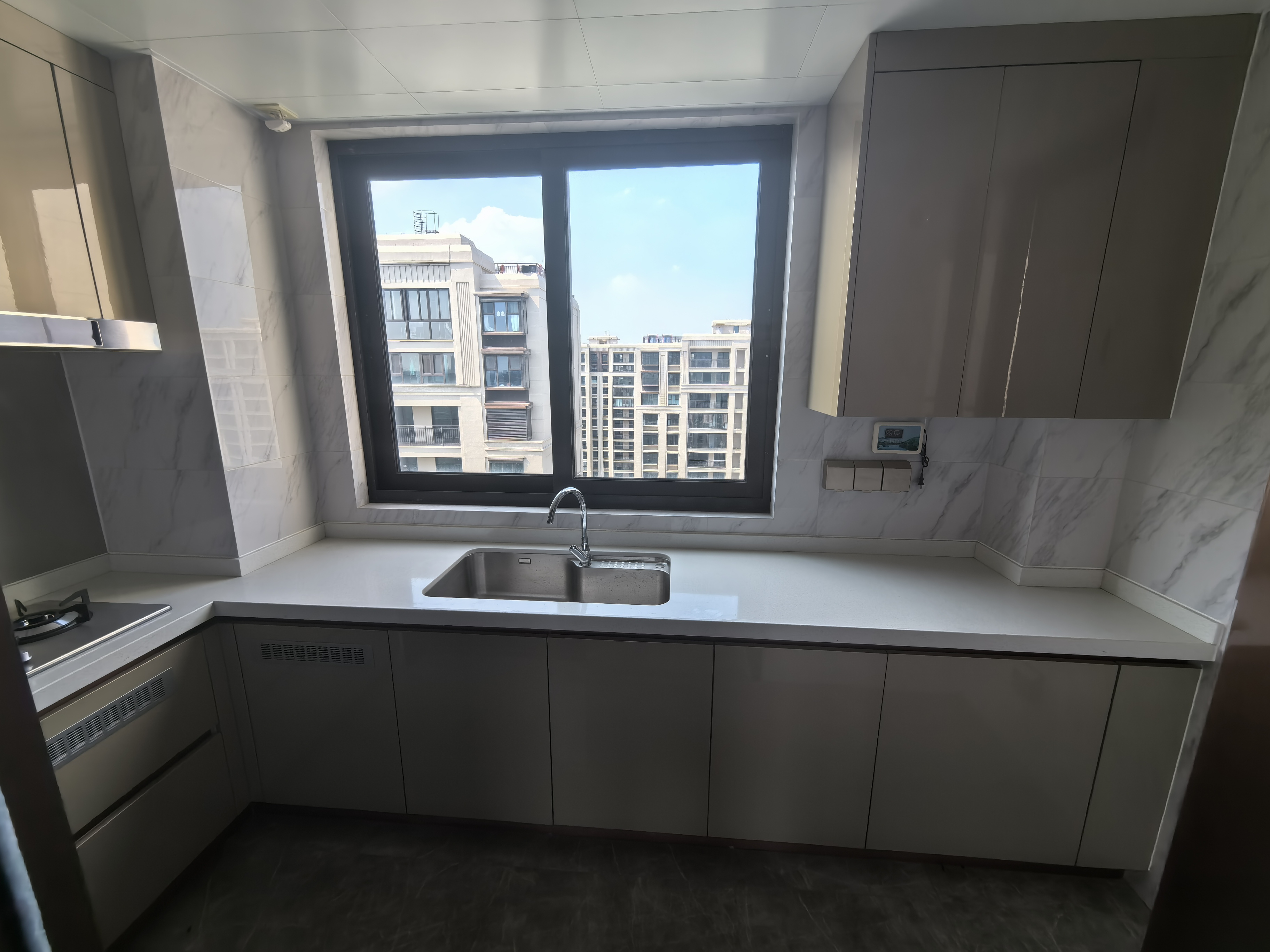 中海上东区 3室2厅2卫 127.23m&sup2;